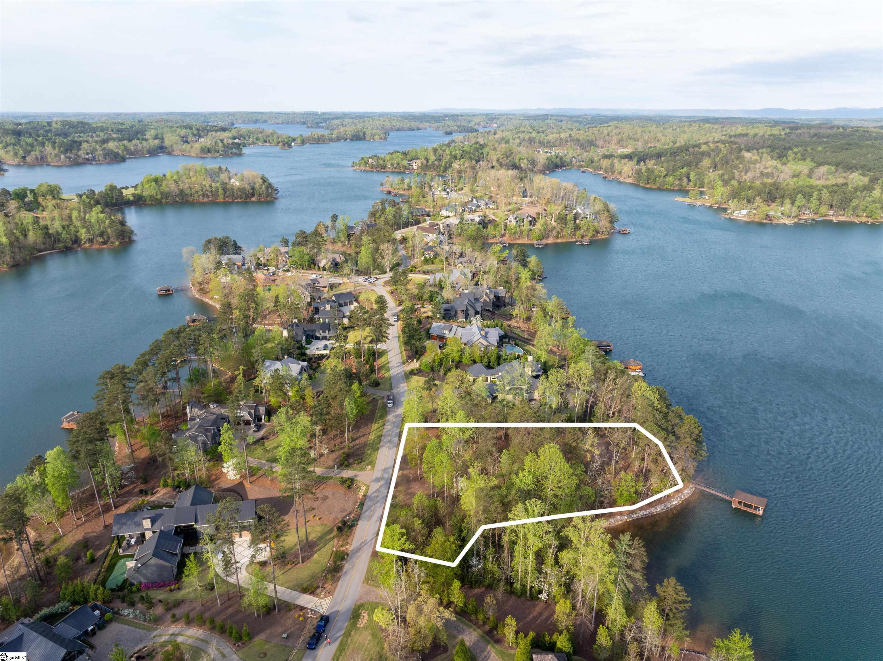390 Peninsula Ridge Property Photo 1