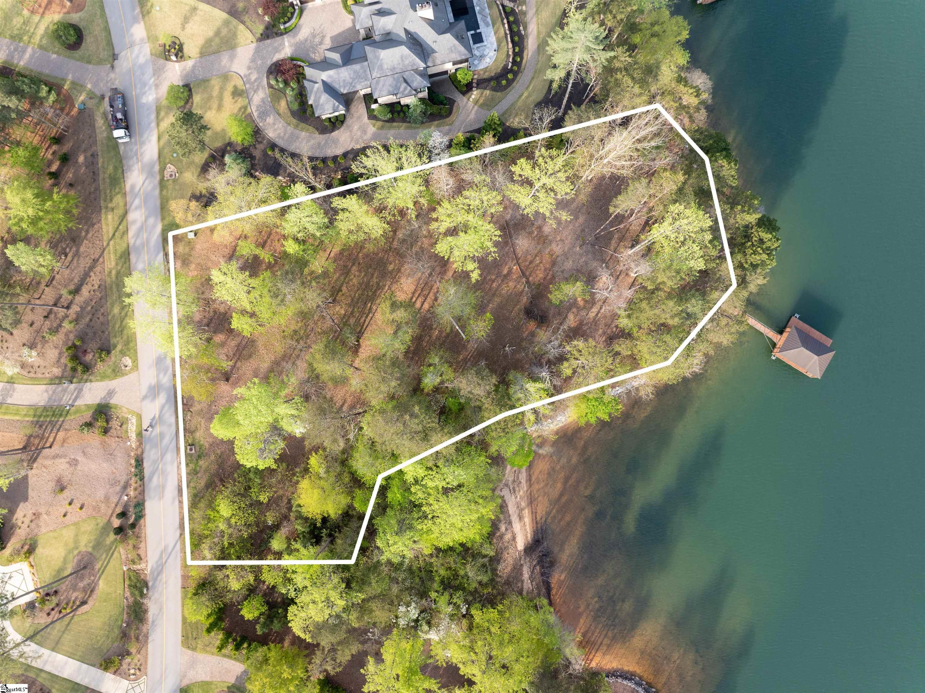 390 Peninsula Ridge Property Photo 4