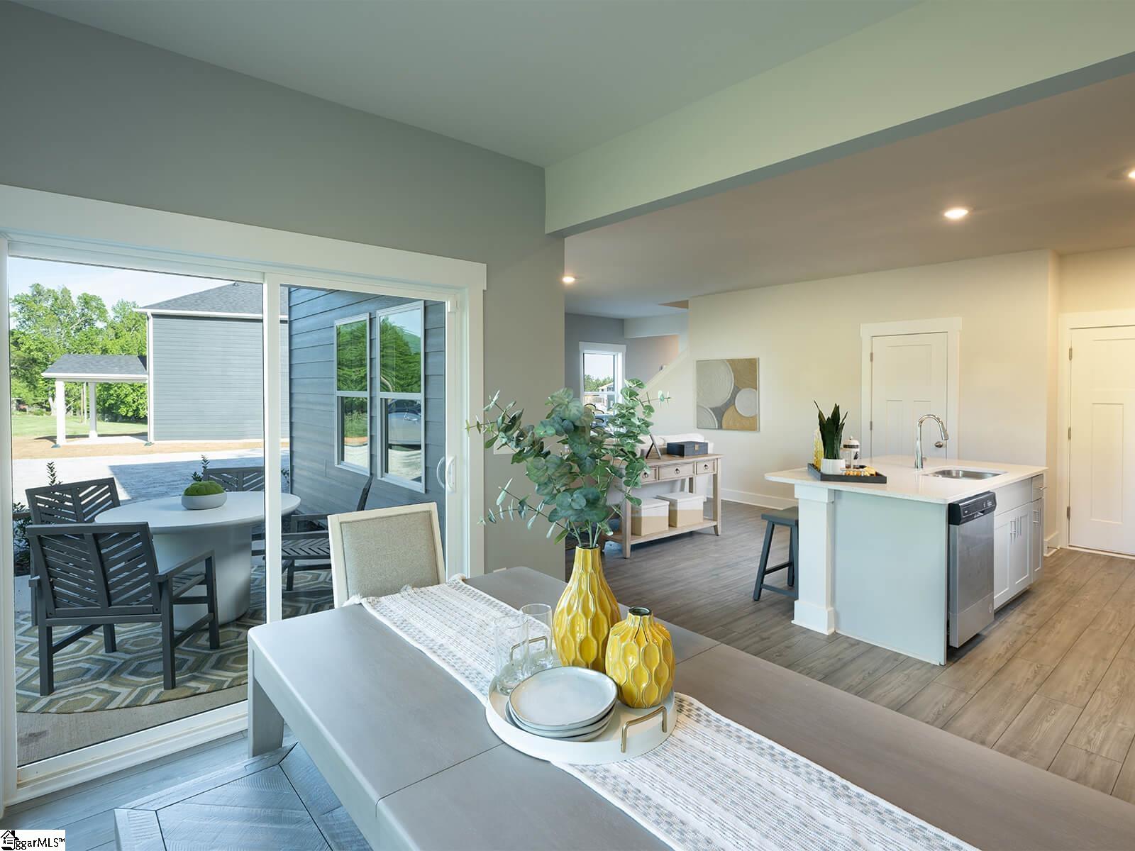 985 Penfold Pointe Pointe Property Photo 6
