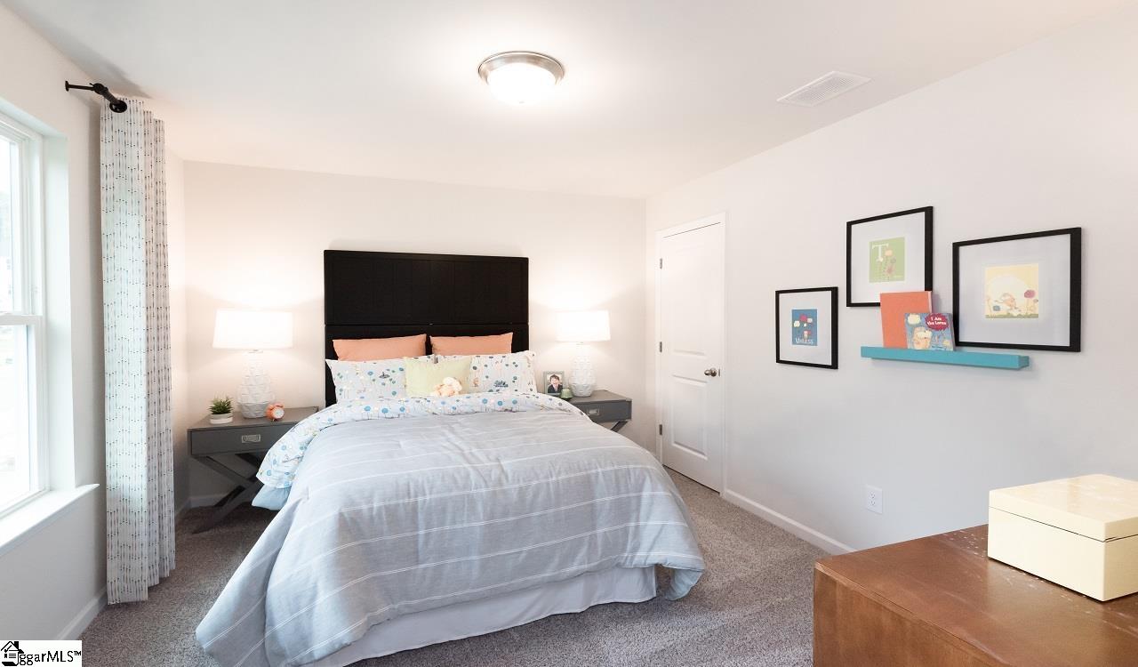 989 Penfold Pointe Pointe Property Photo 14