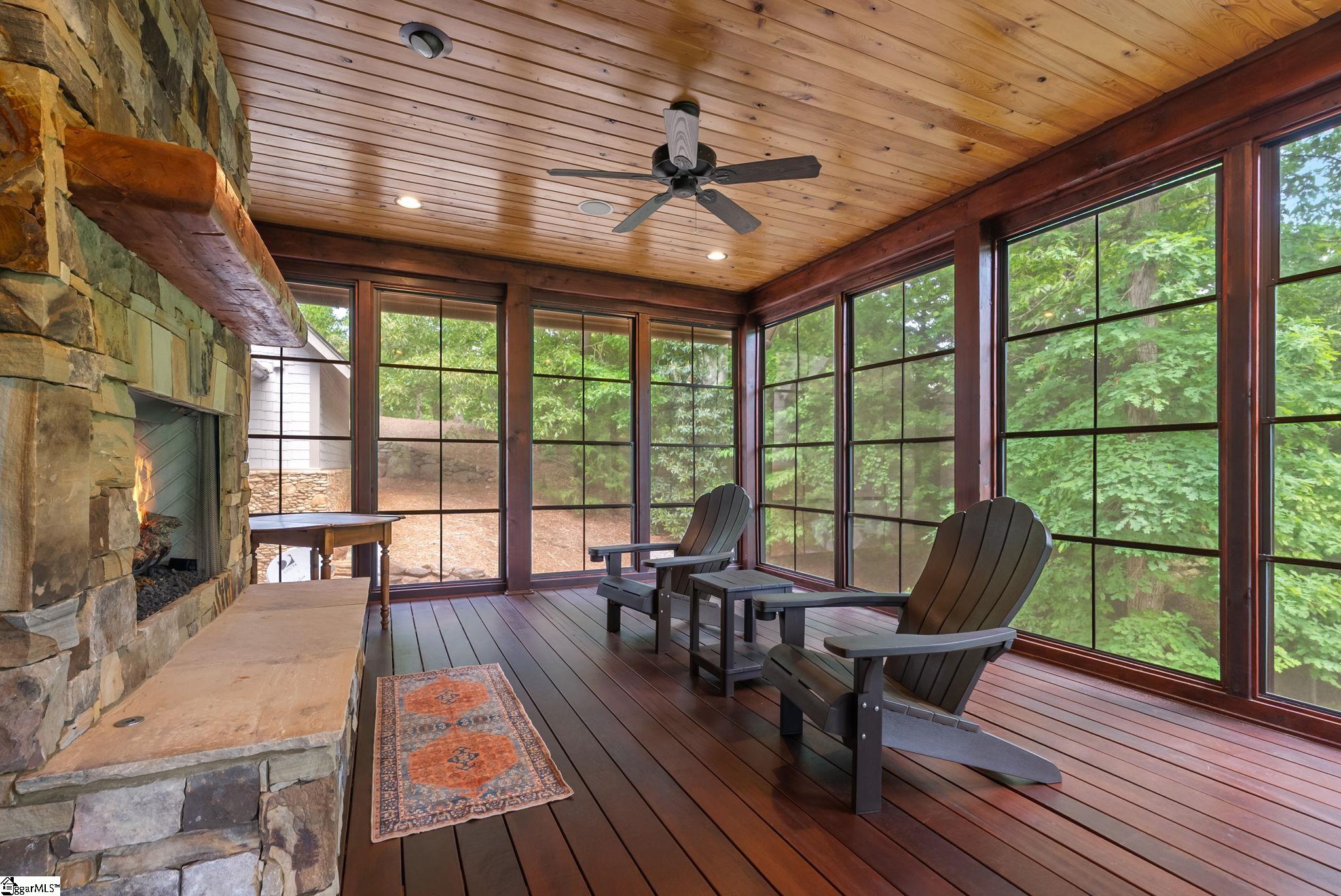 734 Placid Cove Property Photo 28