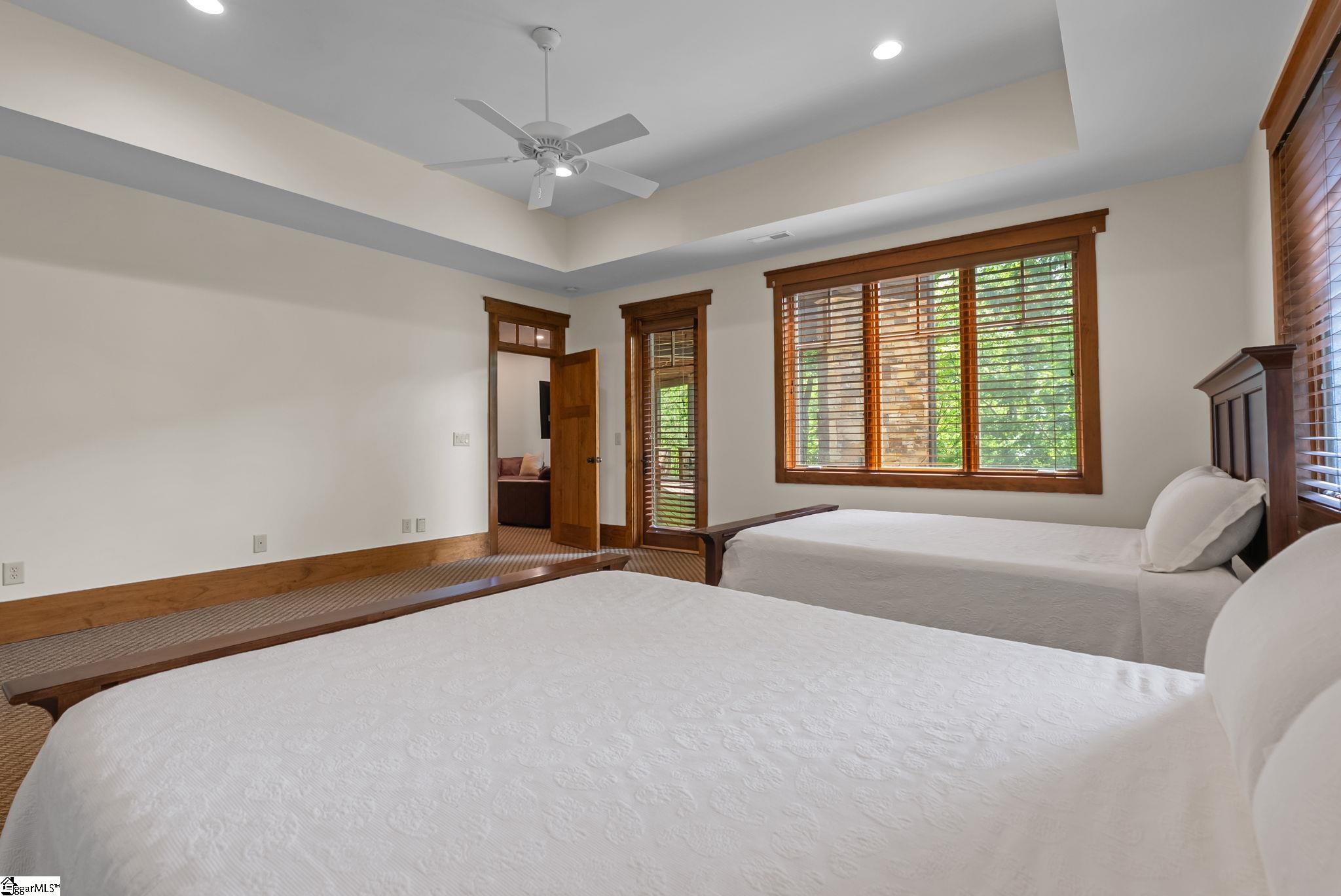734 Placid Cove Property Photo 42