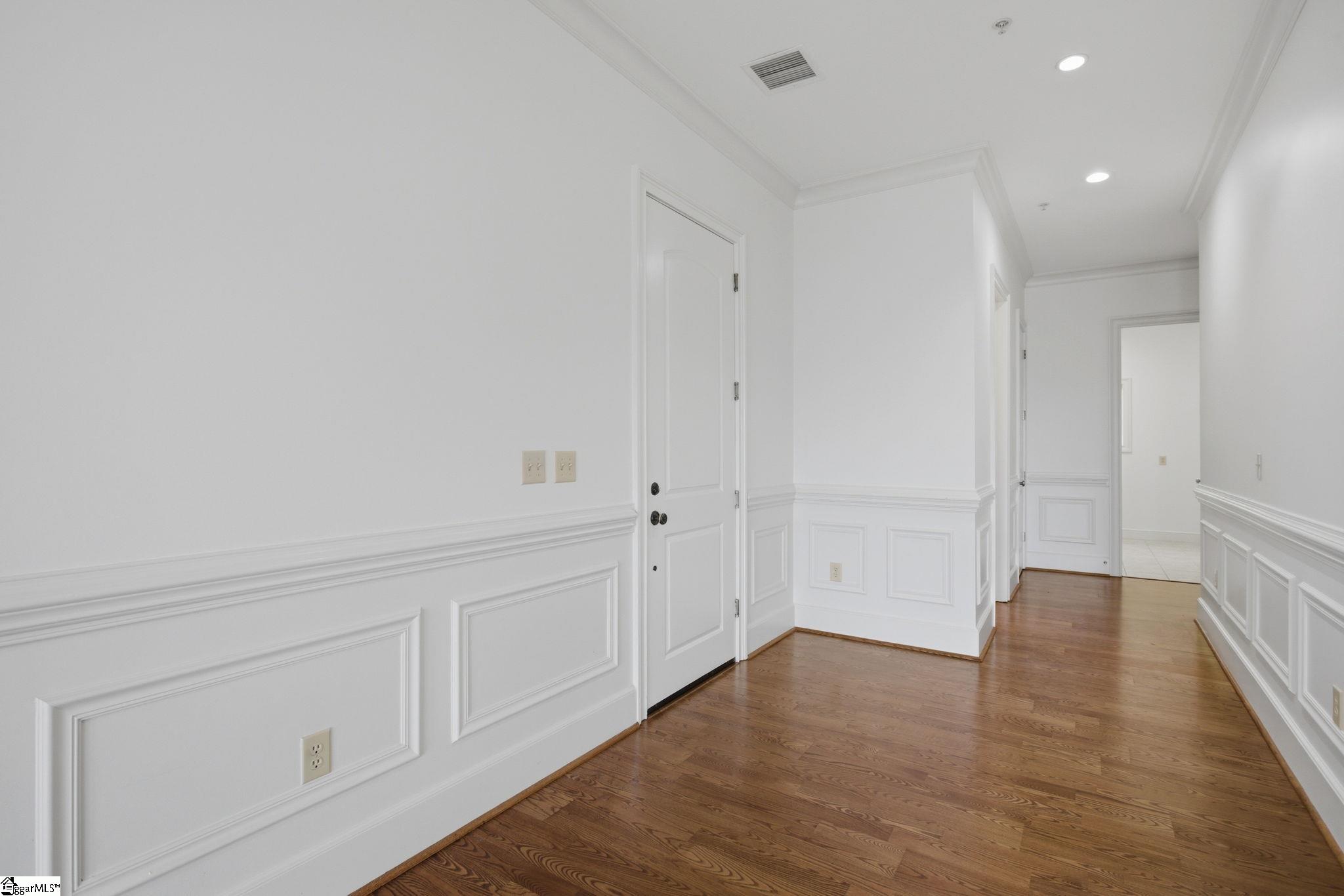 701 Montebello Drive Property Photo 3