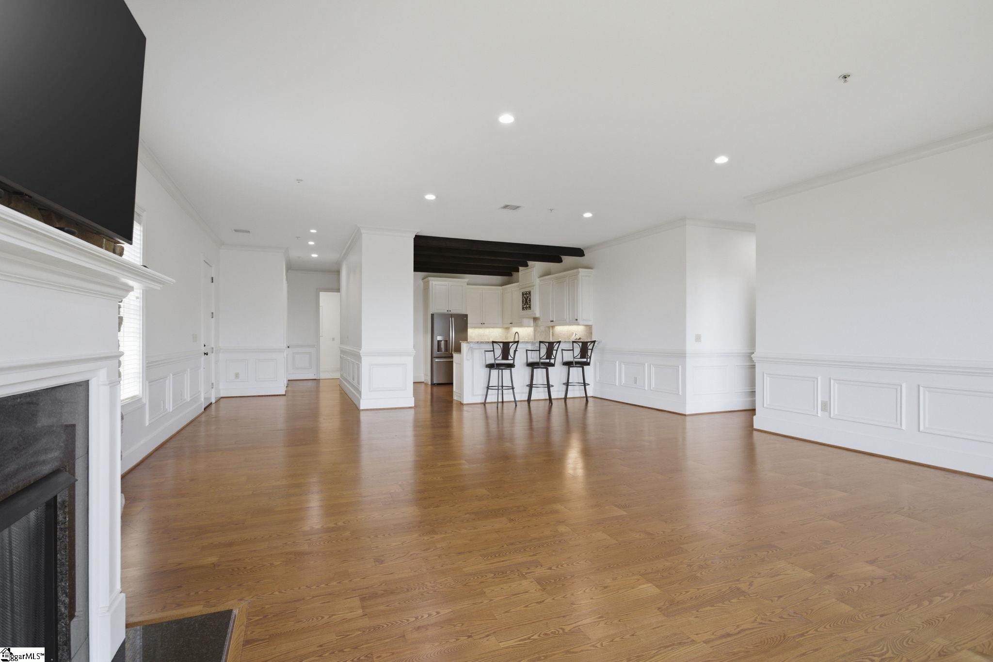701 Montebello Drive Property Photo 8