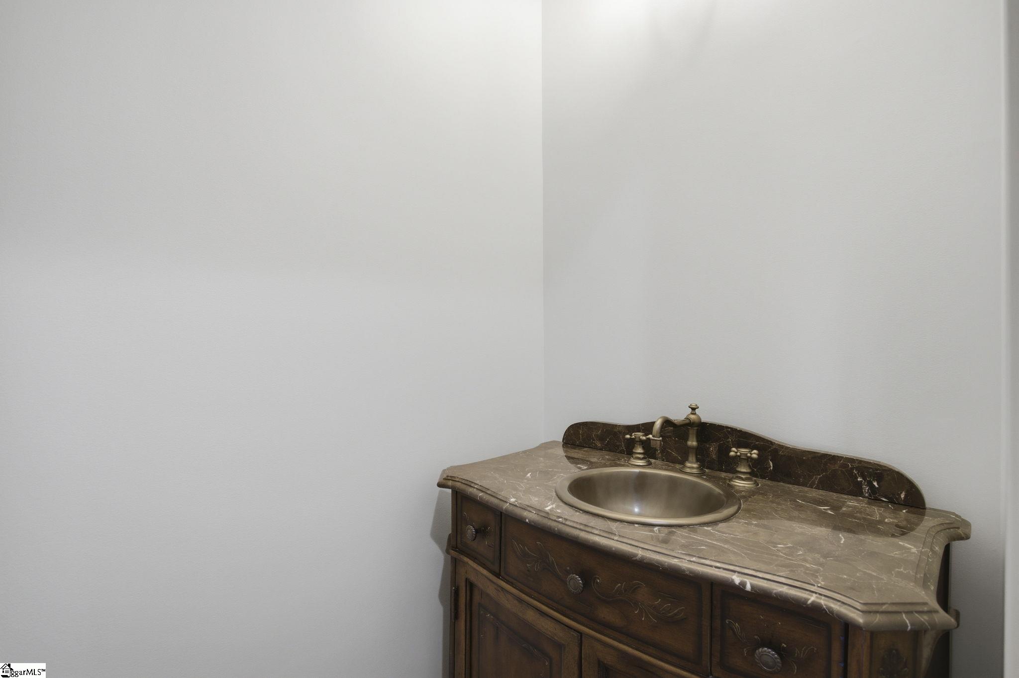 701 Montebello Drive Property Photo 14