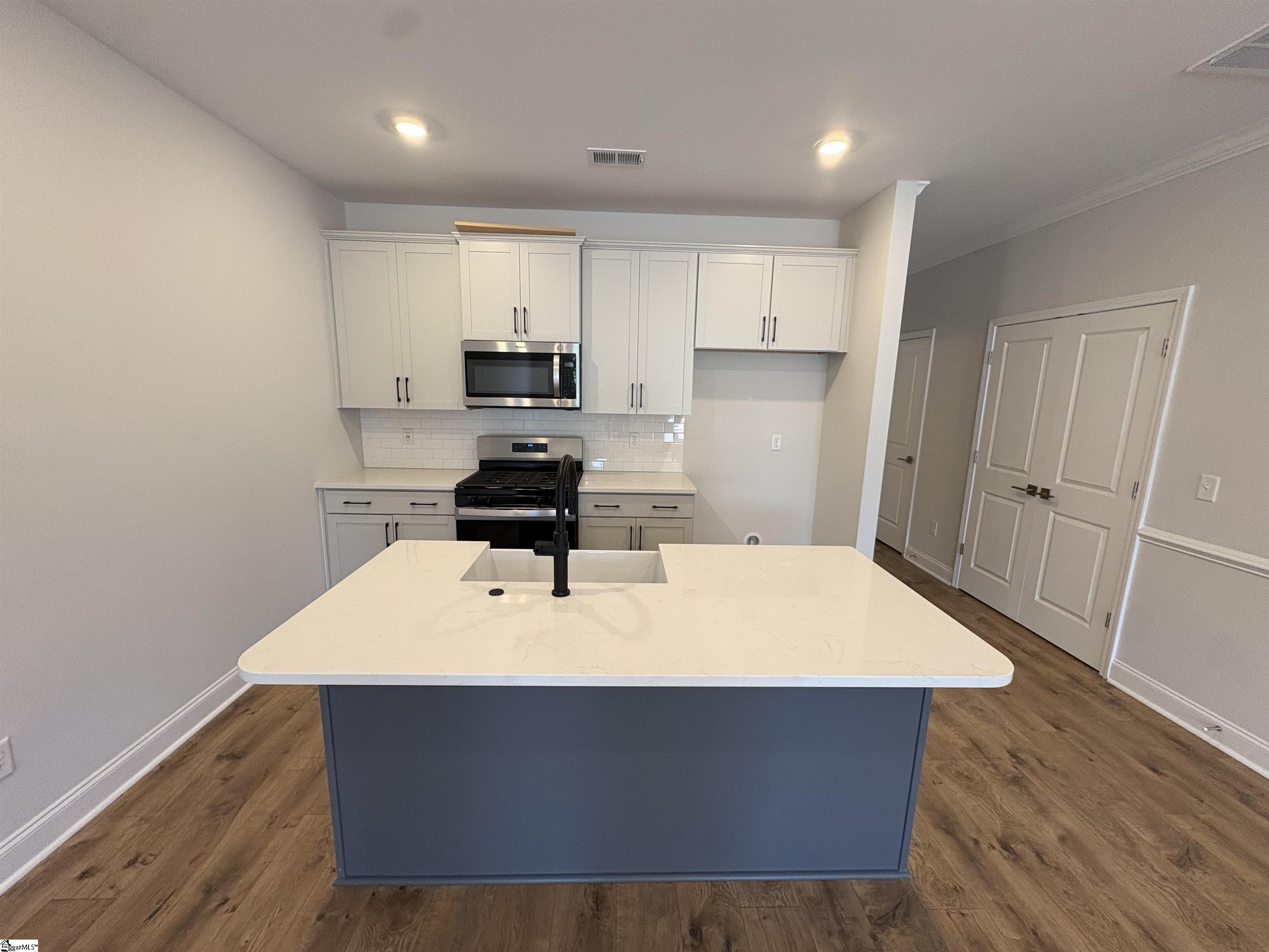 206 Gauley Street Property Photo 4