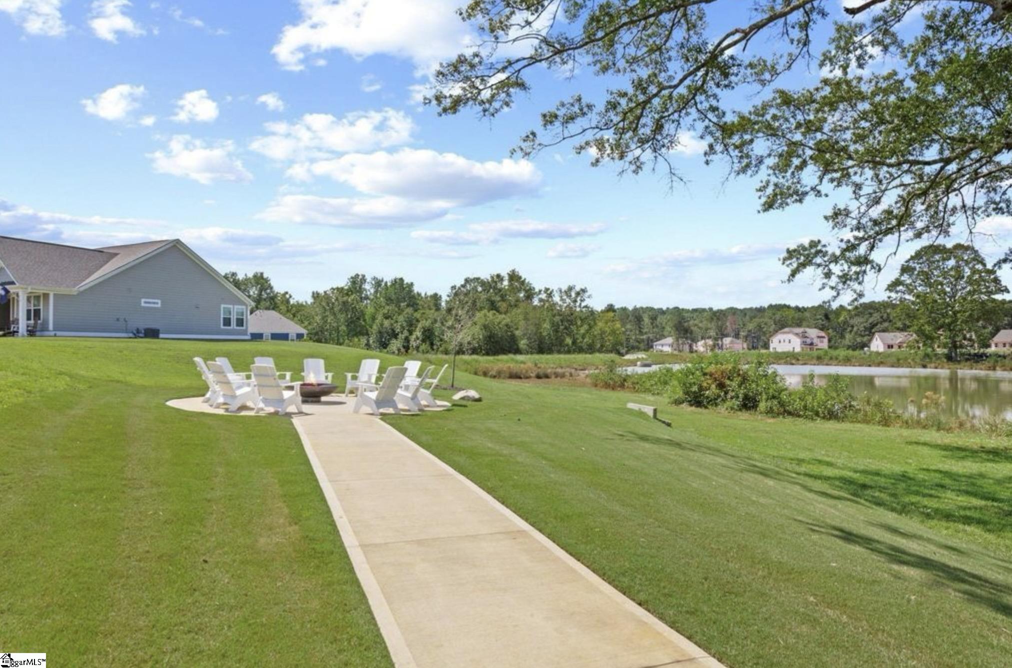 8 Plain Post Trail Property Photo 18