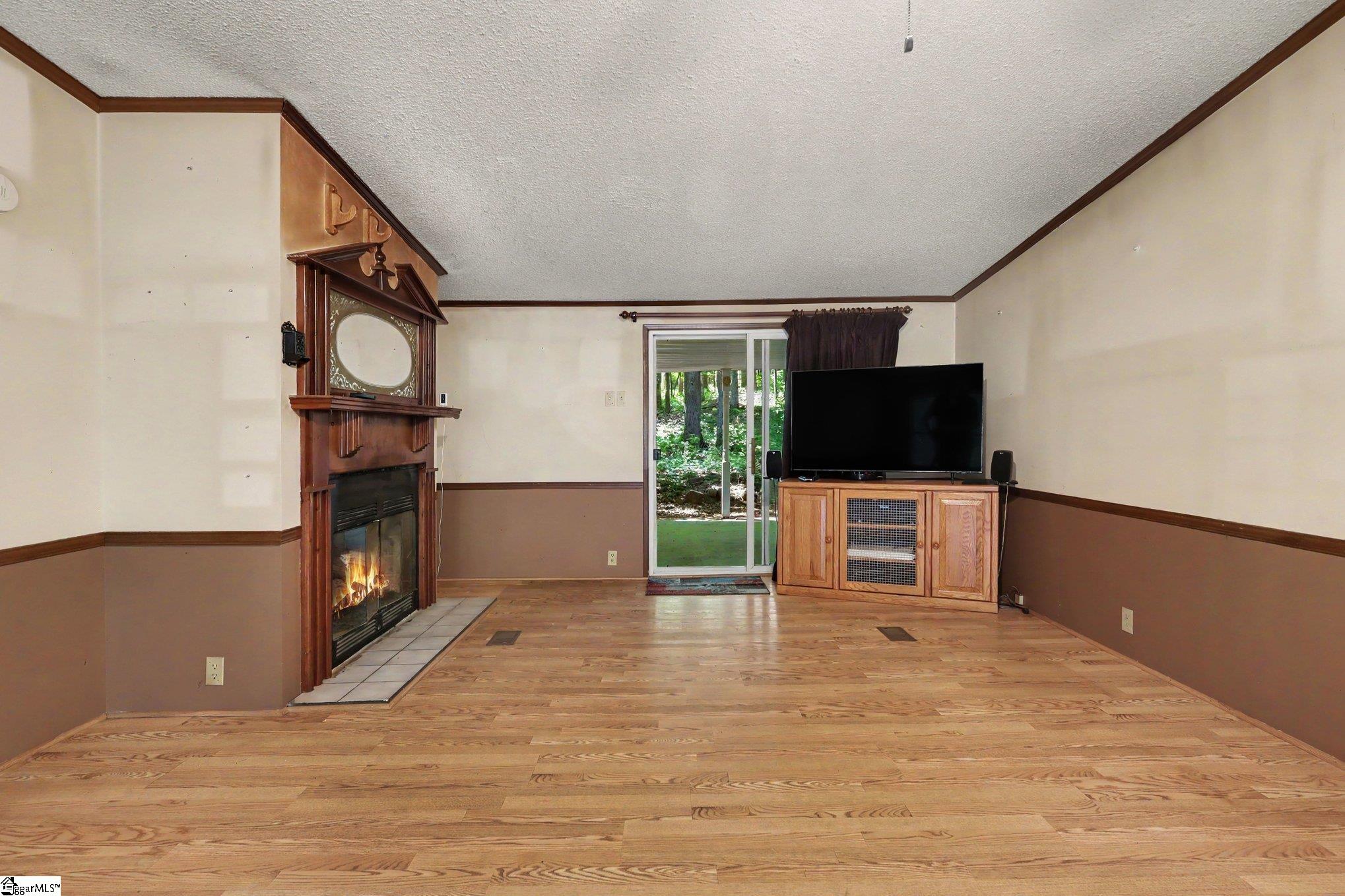 68 Walnut Drive Property Photo 7