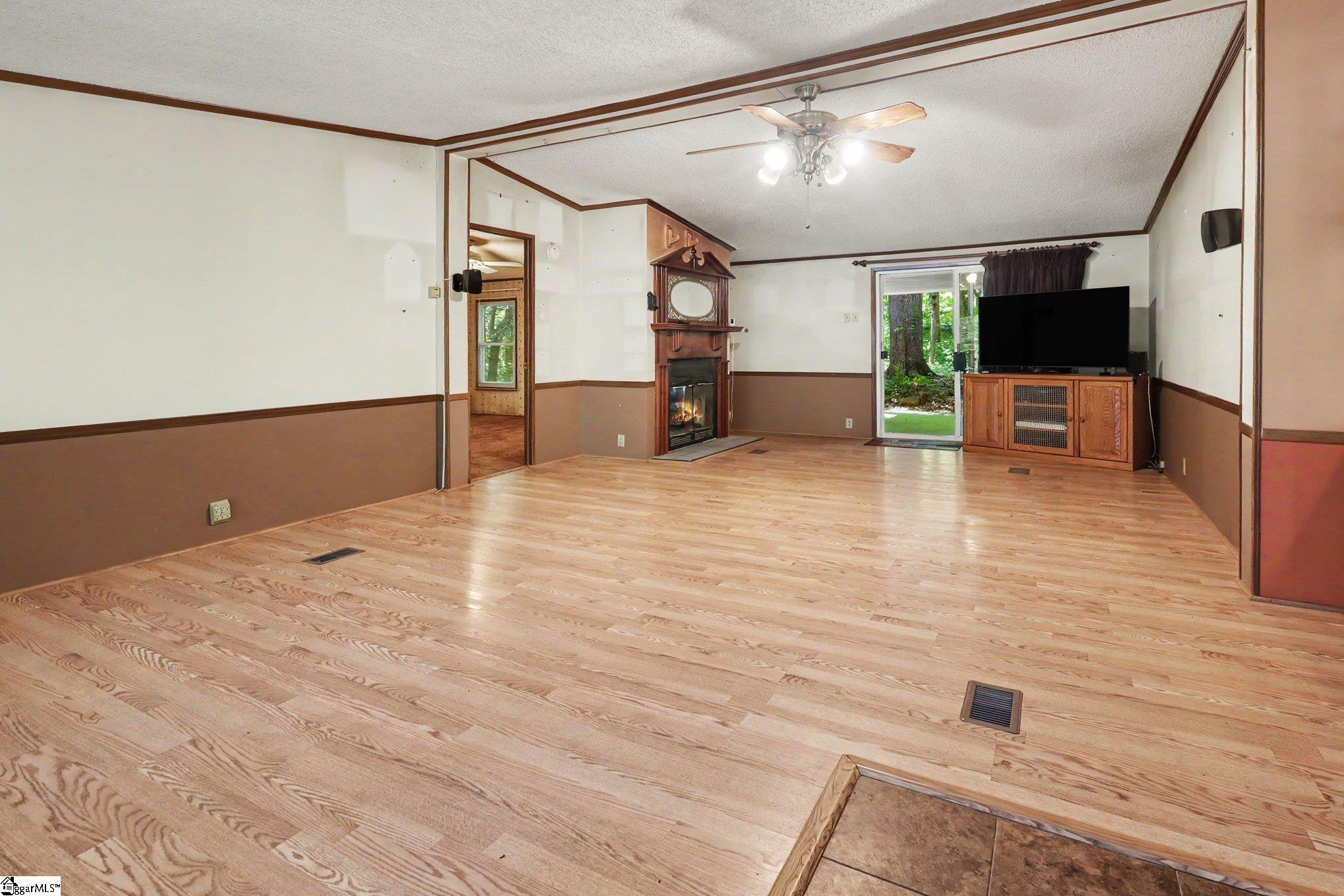 68 Walnut Drive Property Photo 8