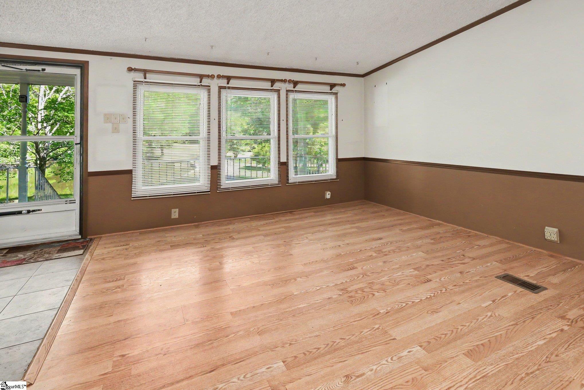 68 Walnut Drive Property Photo 9