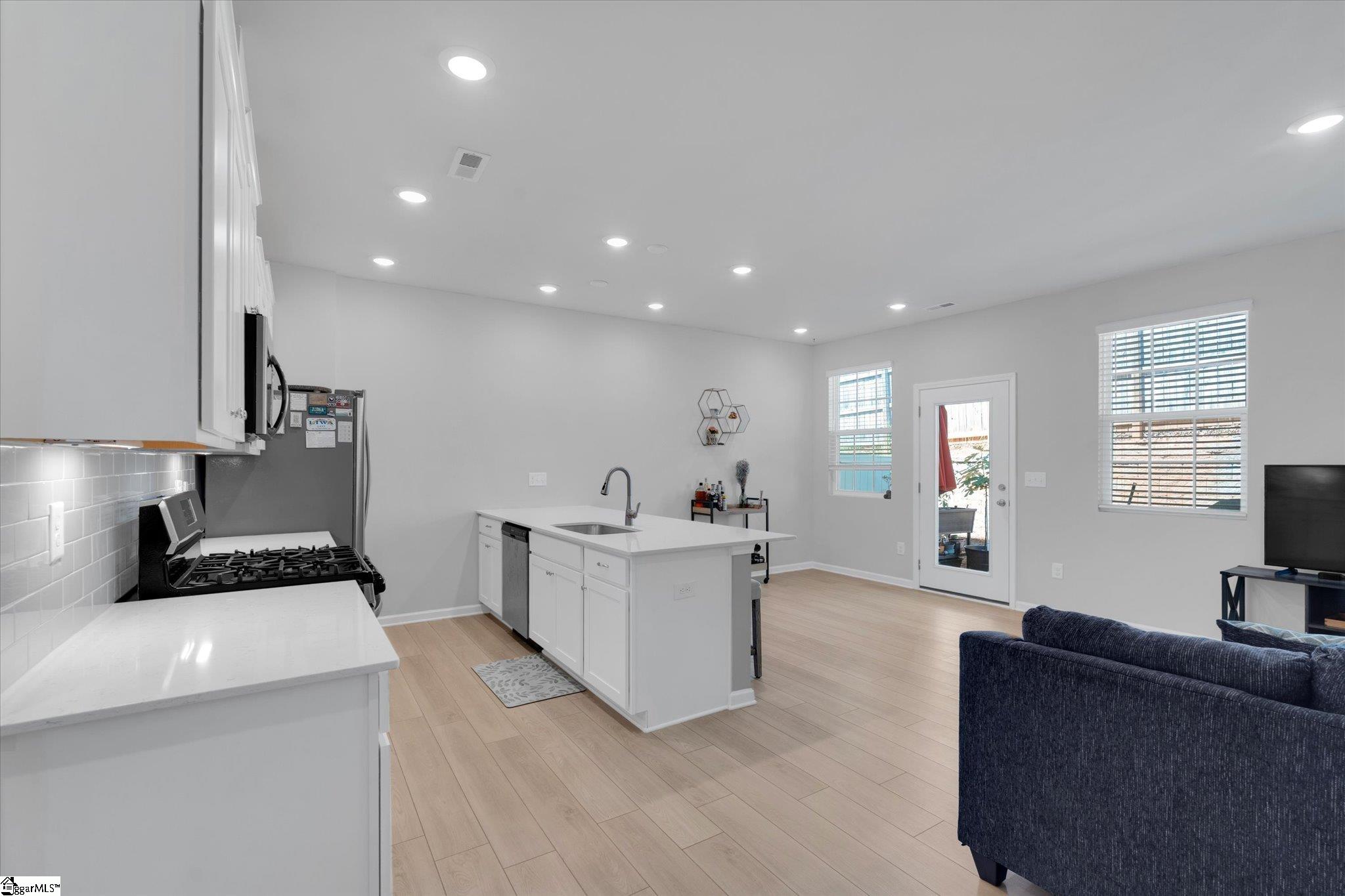 133 Wethington Way Property Photo 4