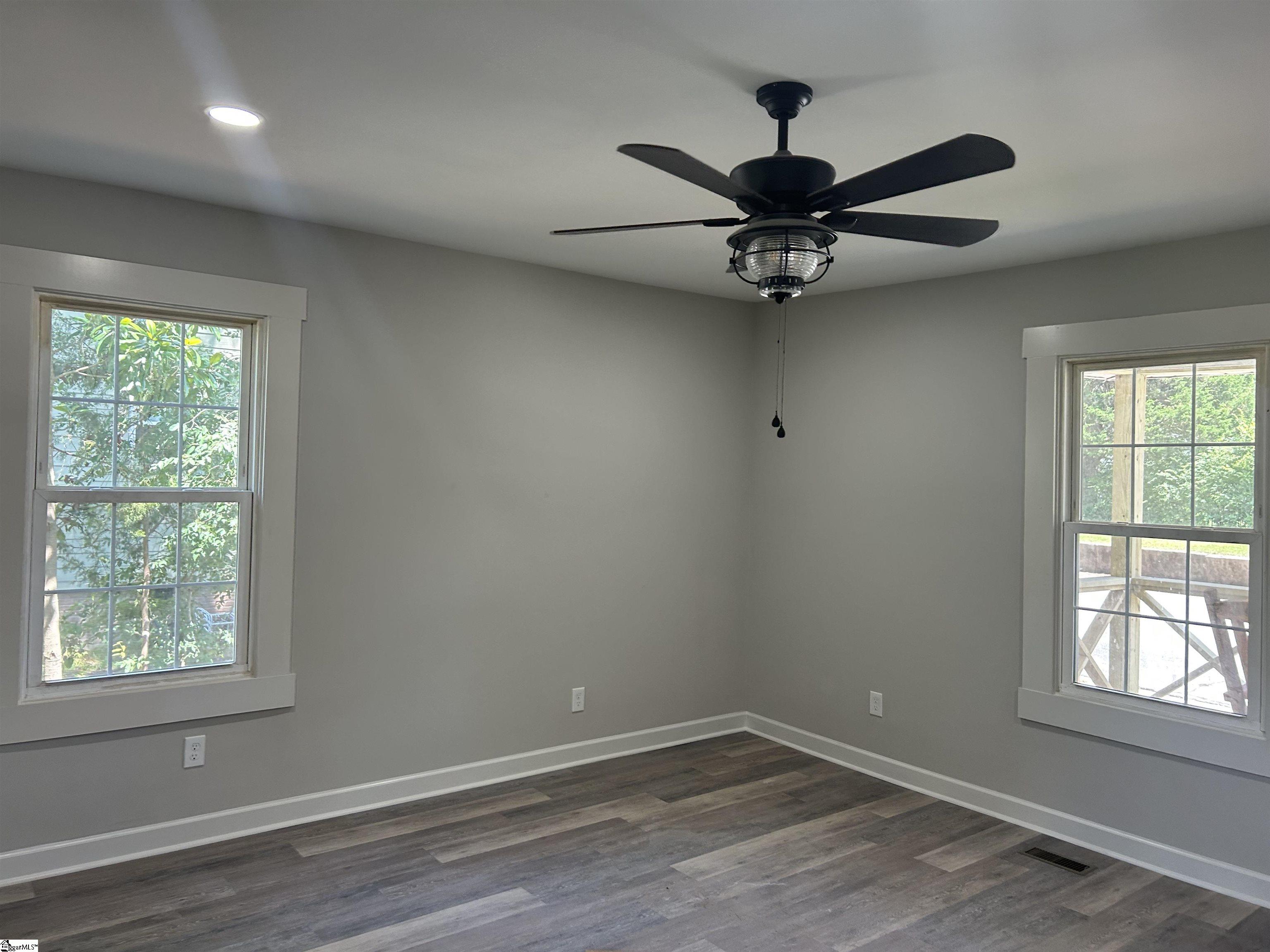 106 Washington Street Property Photo 4