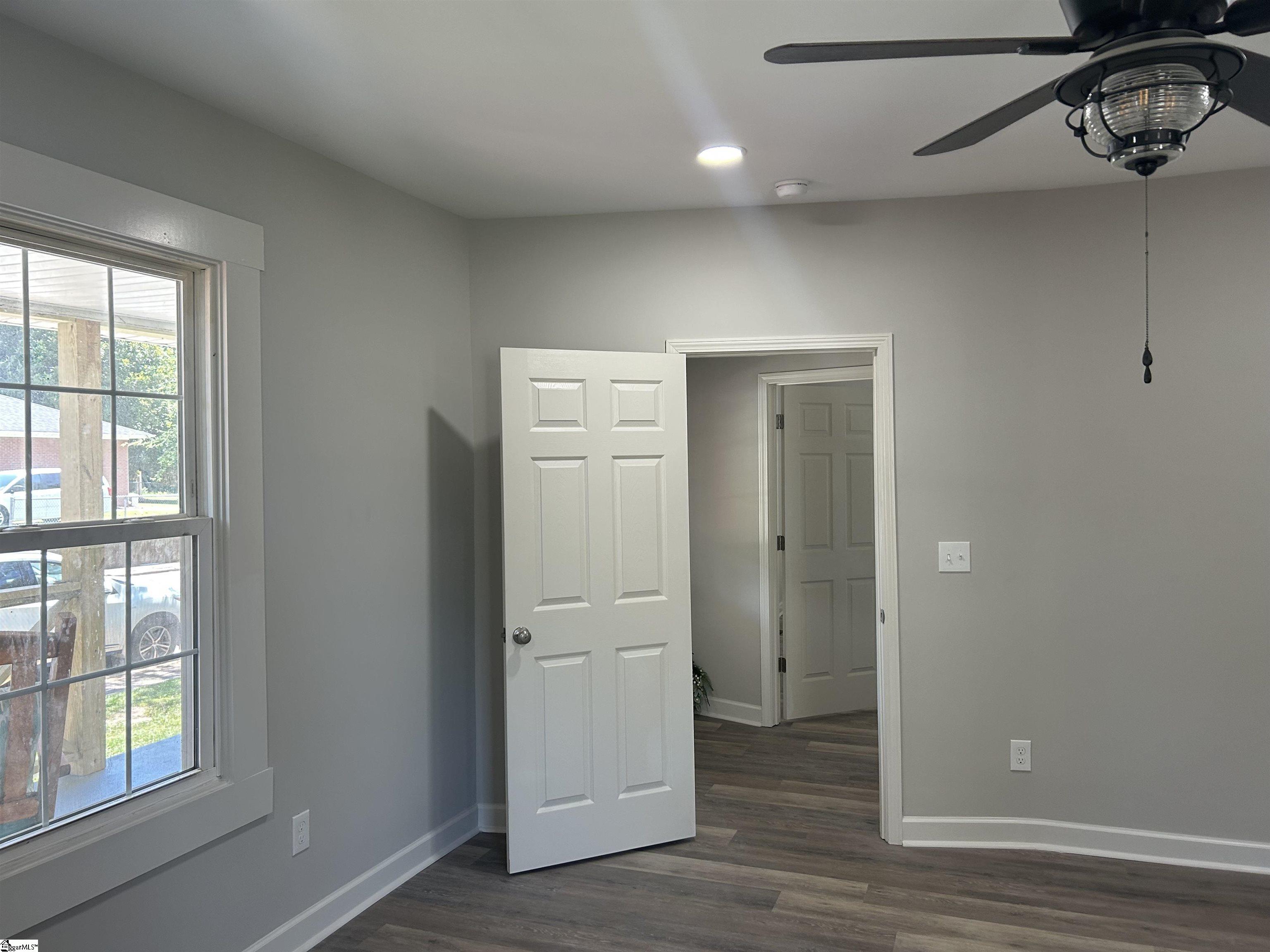 106 Washington Street Property Photo 6