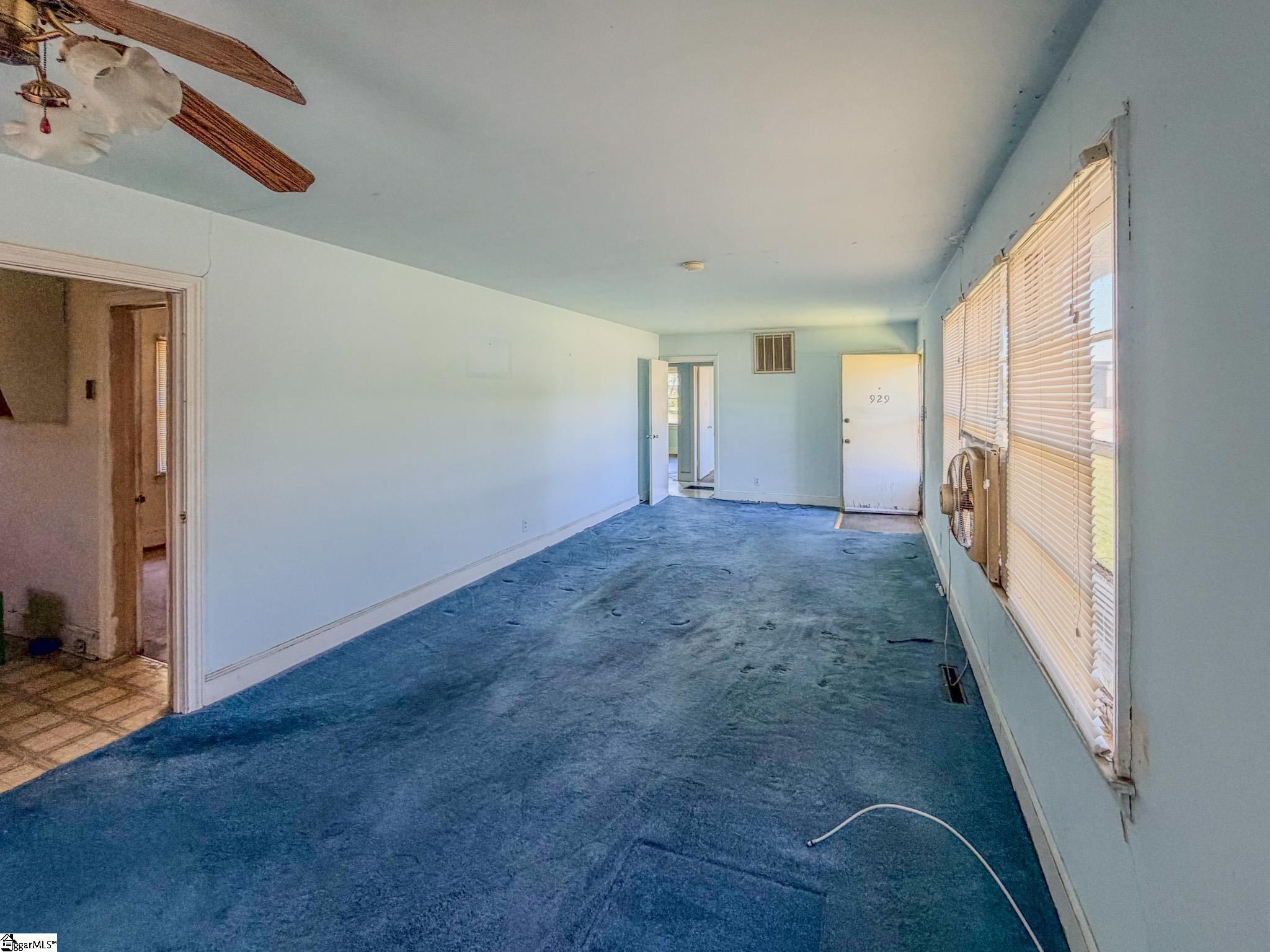 929 Mt Gallant Drive Property Photo 2
