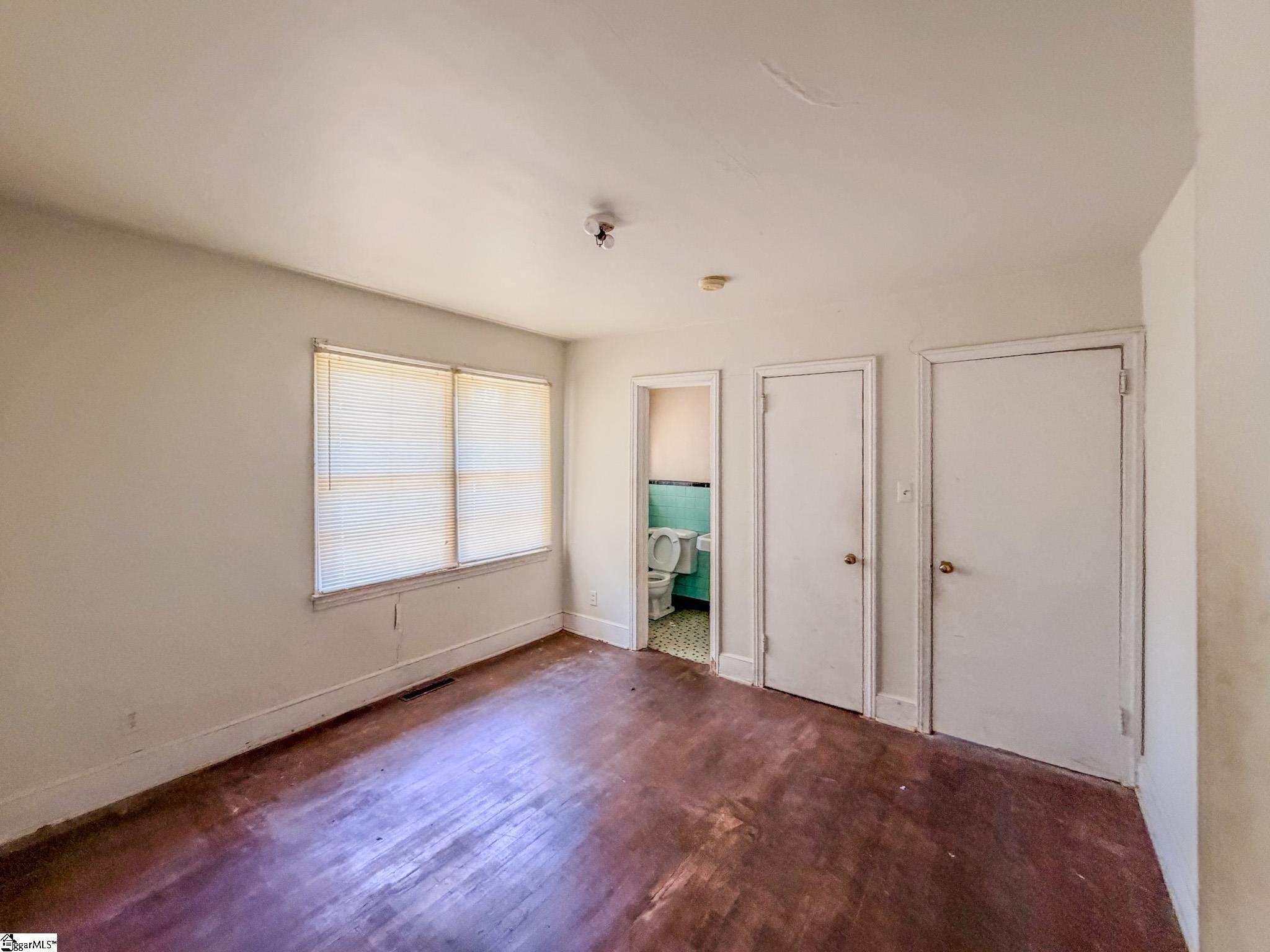 929 Mt Gallant Drive Property Photo 4