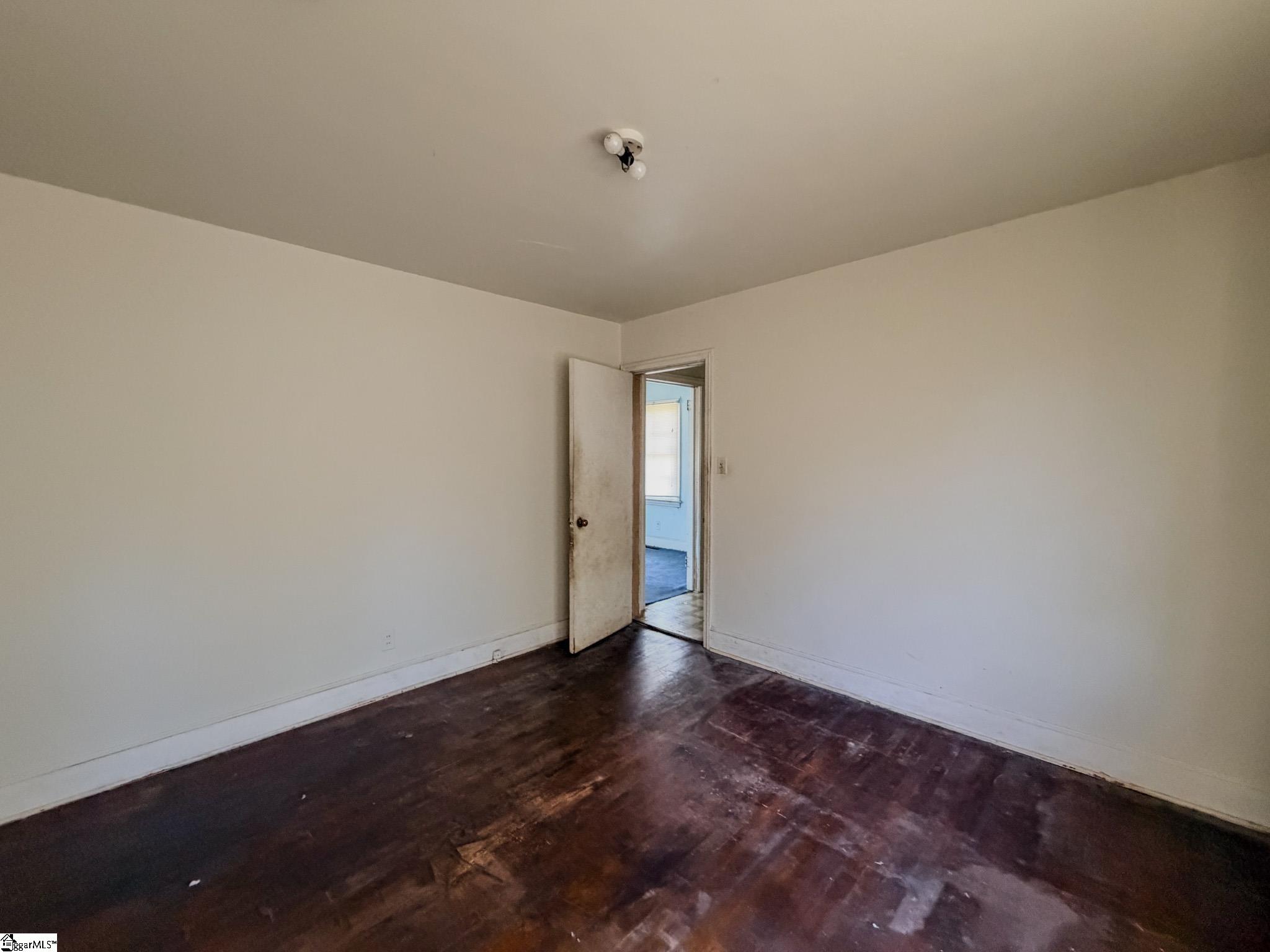 929 Mt Gallant Drive Property Photo 5