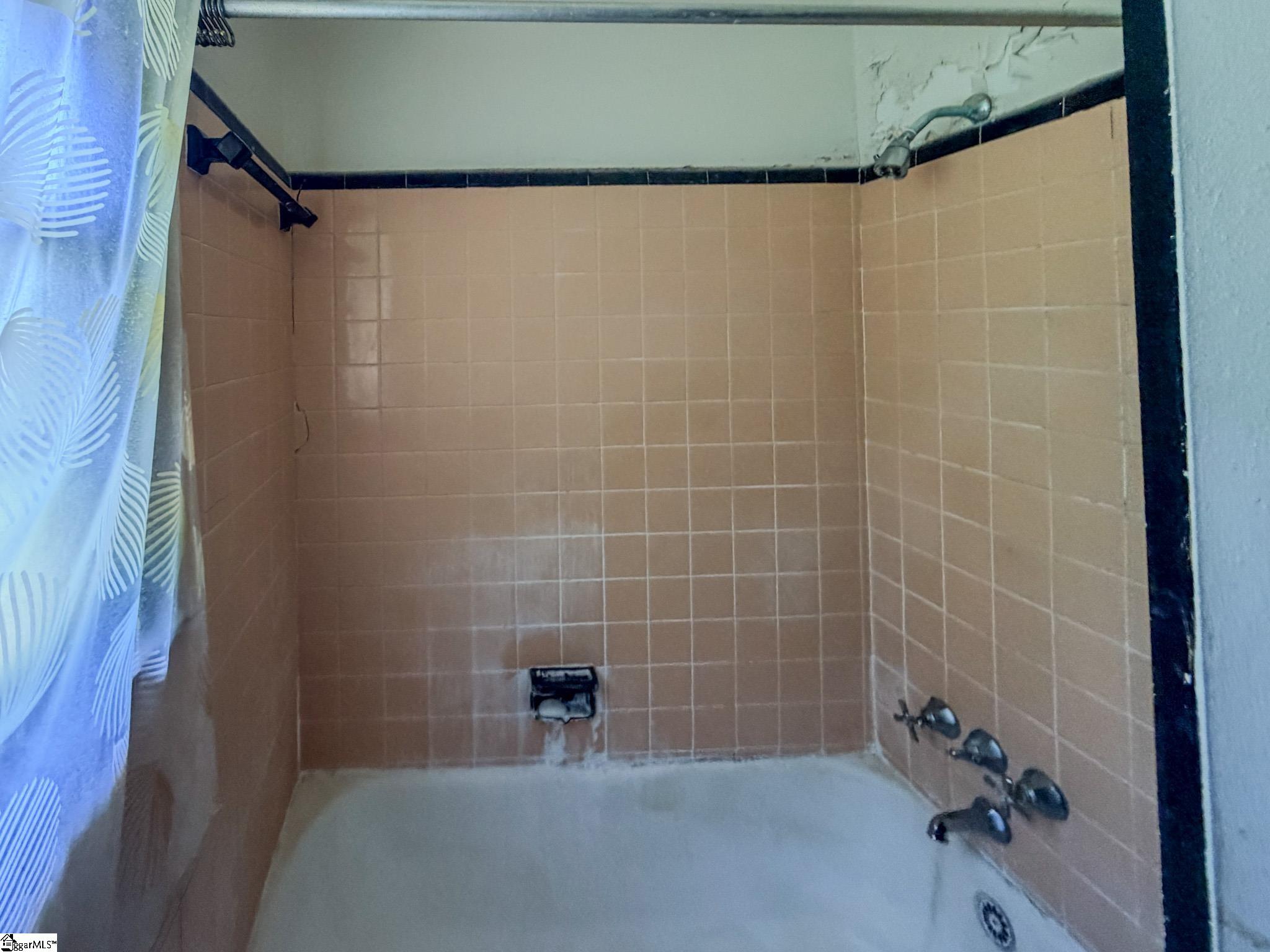 929 Mt Gallant Drive Property Photo 9