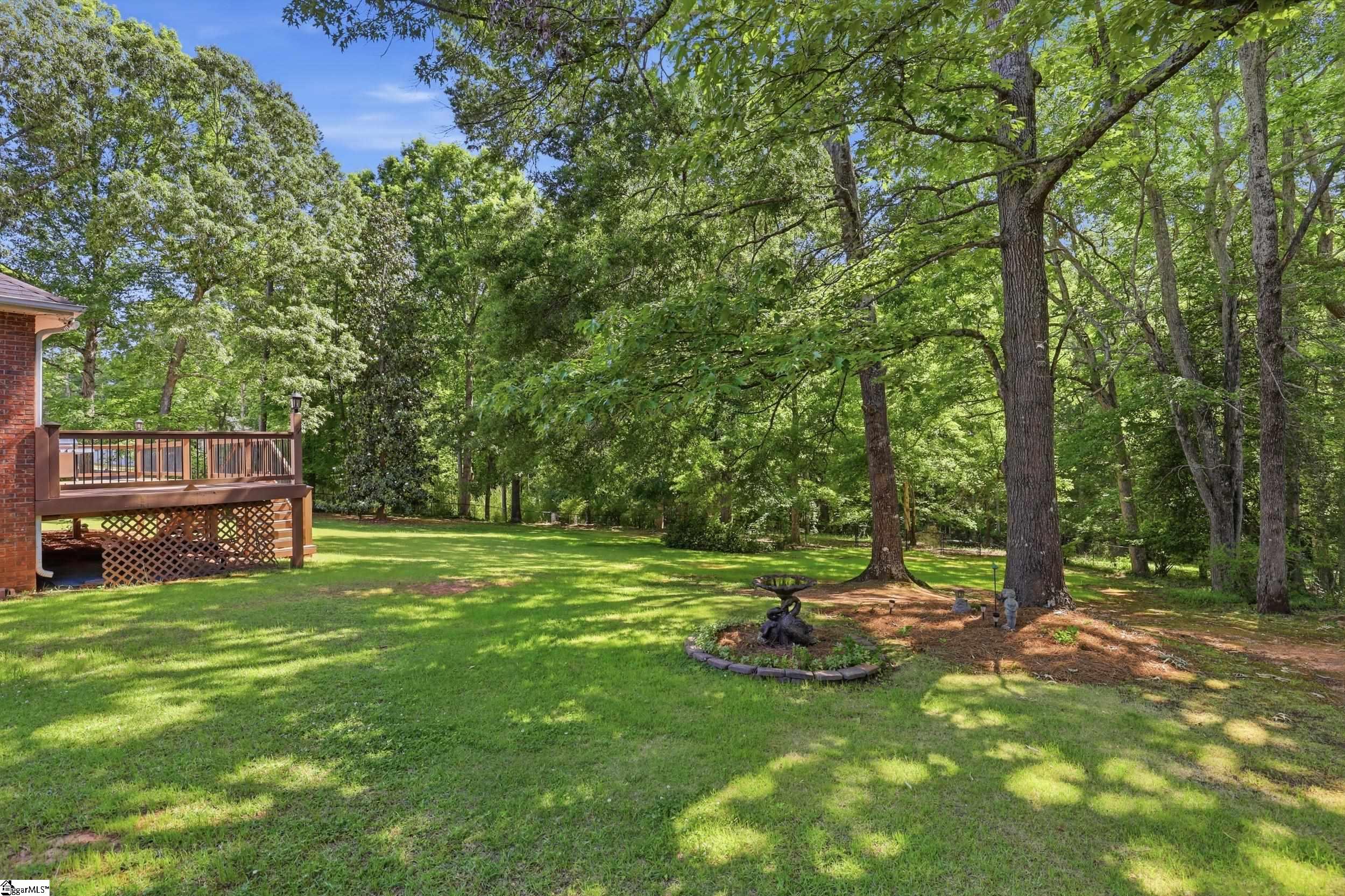 109 Wren Crossing Lane Property Photo 28
