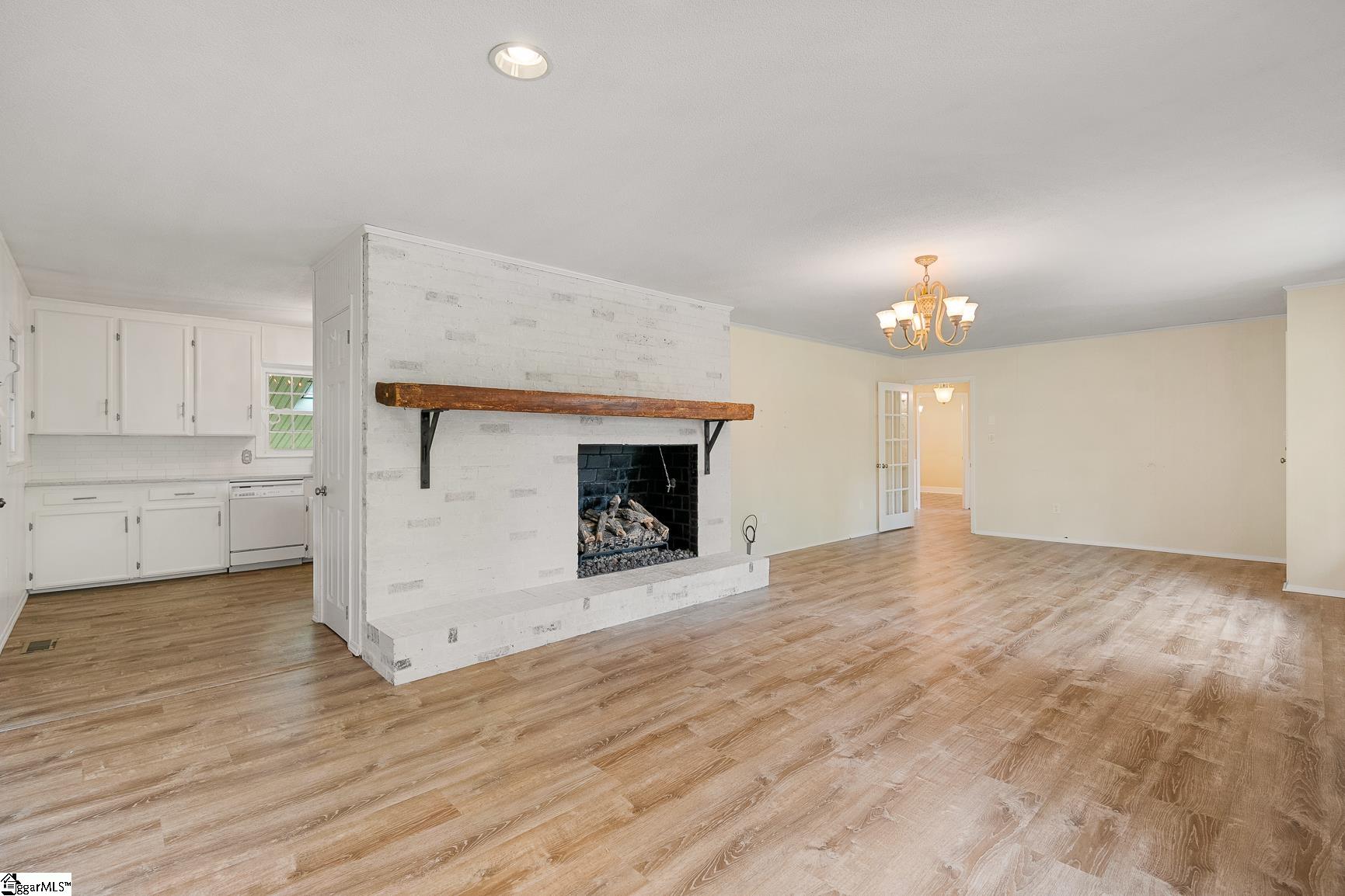 915 Cricket Lane Property Photo 11