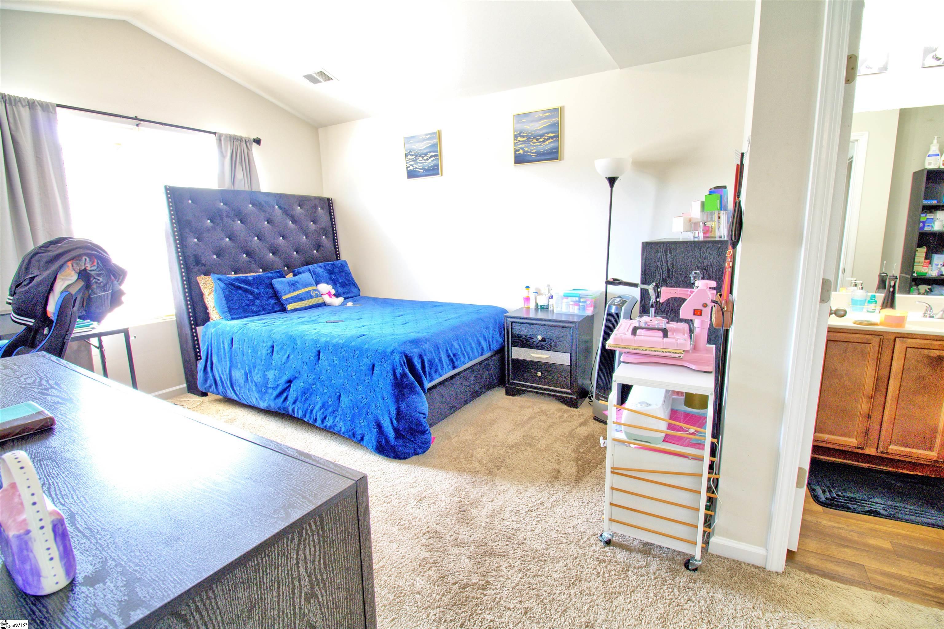 111 Botany Drive Property Photo 10