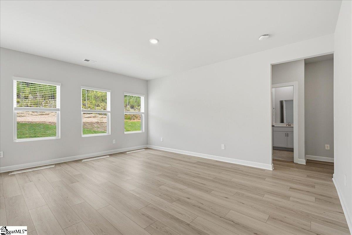 1529 Switchback Circle Property Photo 8