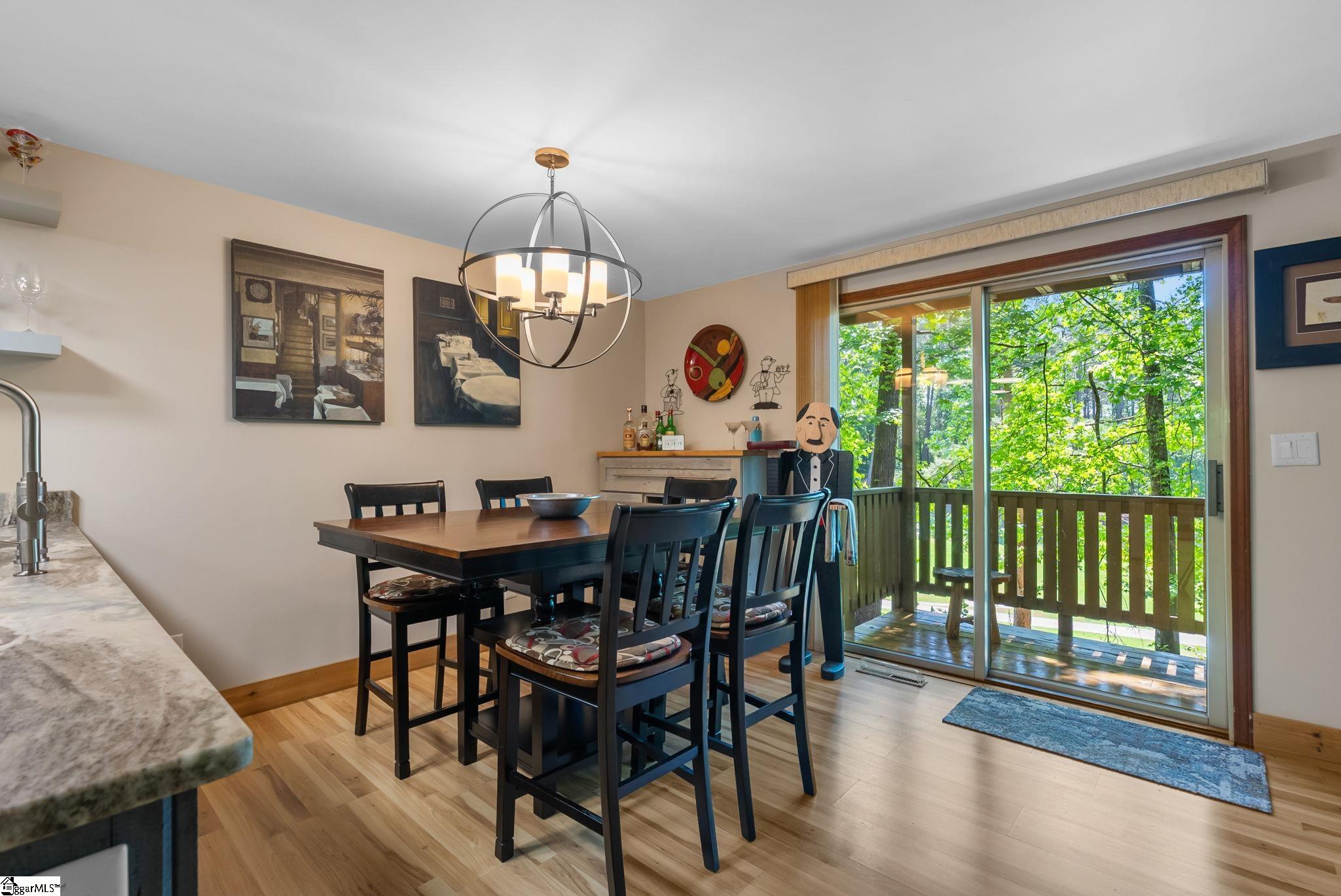 1592075 Property Photo 7
