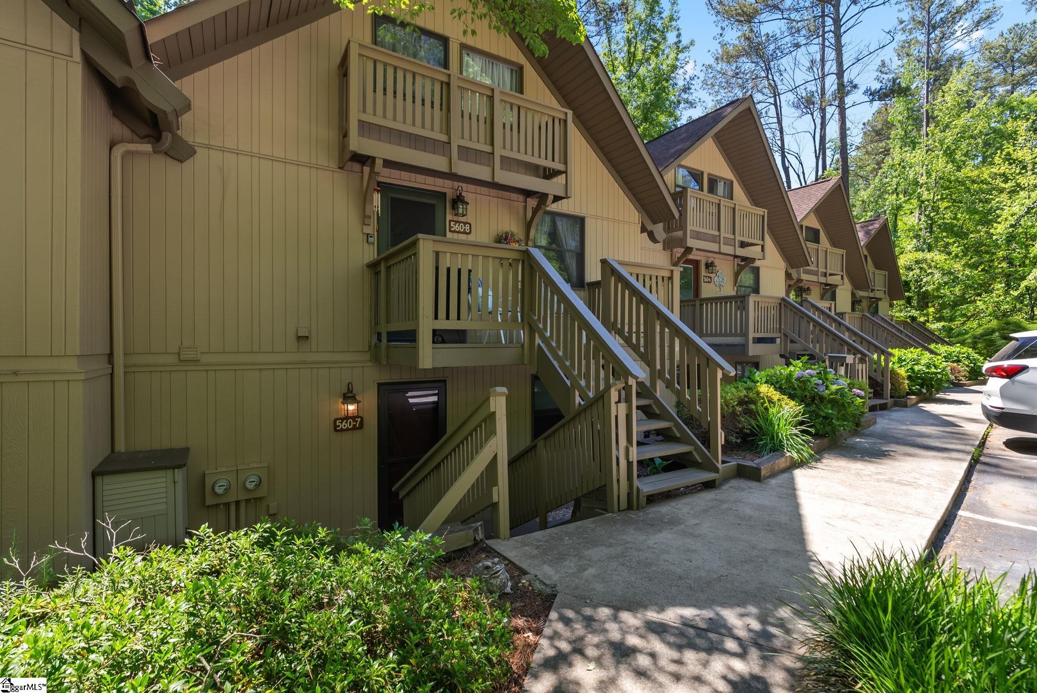 1592075 Property Photo 28