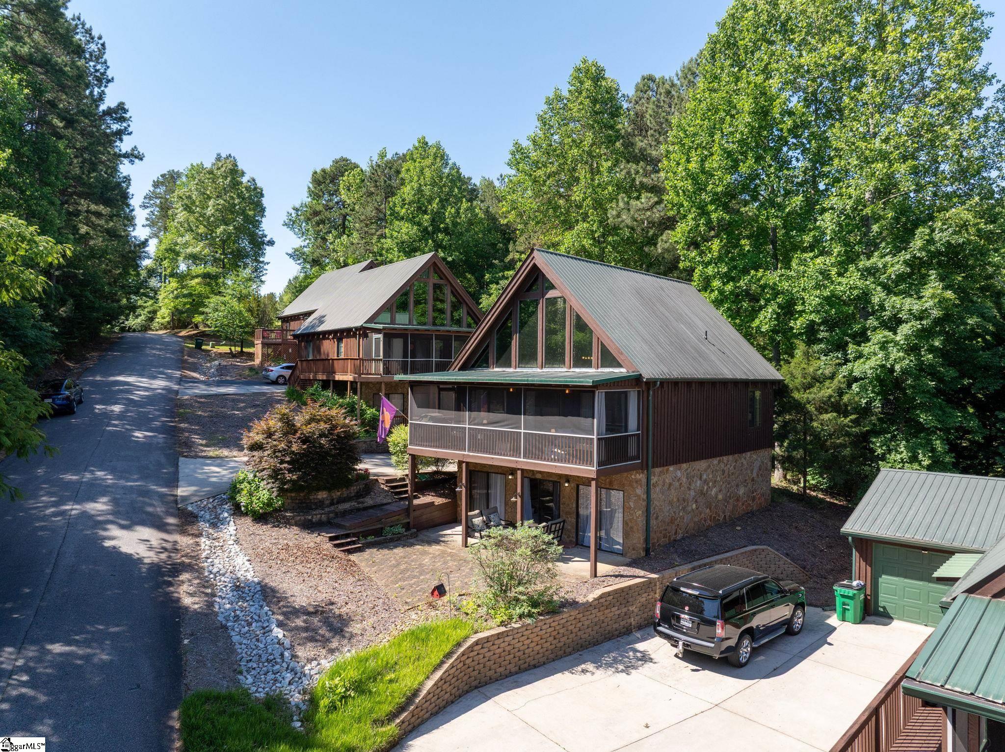 1592125 Property Photo 43