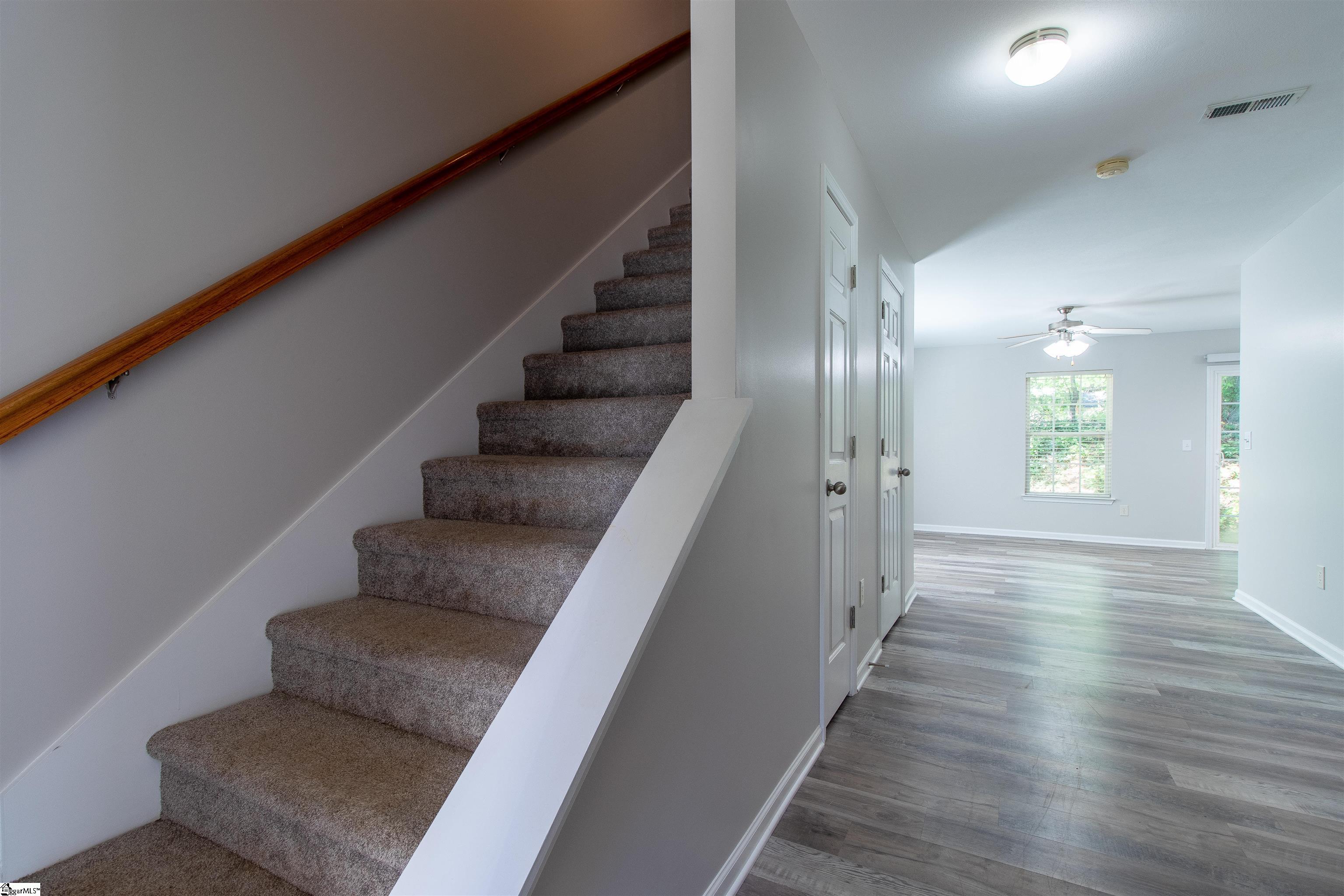 20 Greensboro Court Property Photo 11