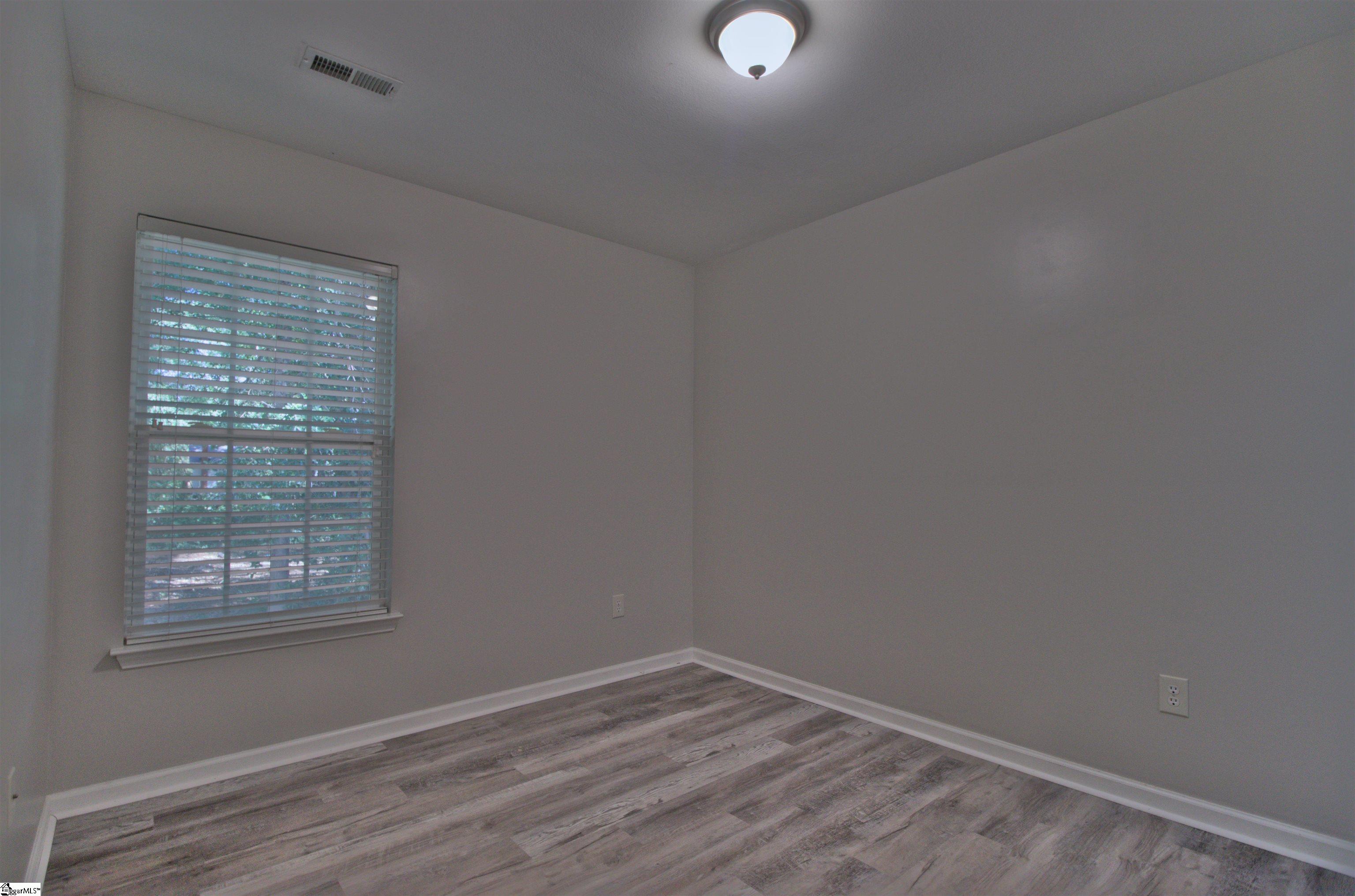 20 Greensboro Court Property Photo 16