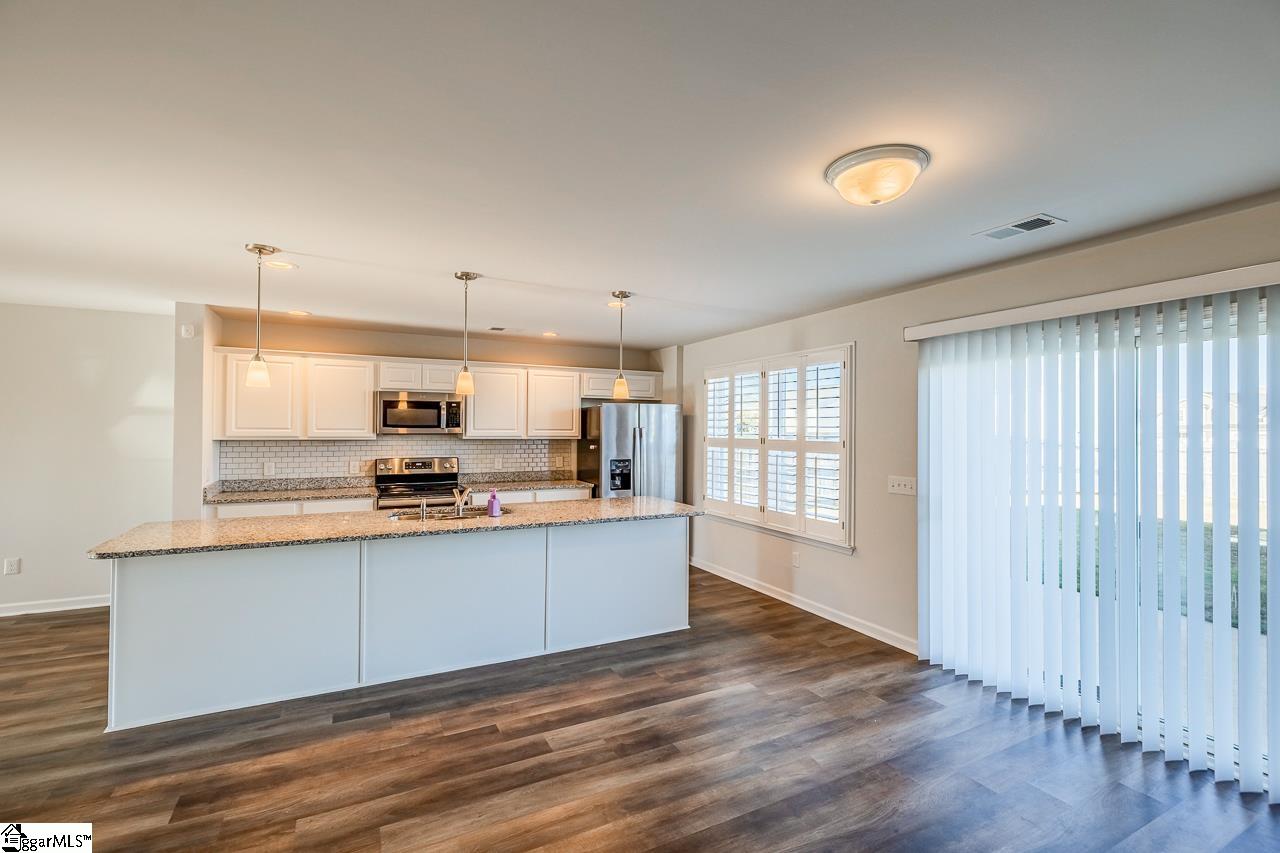 605 Whittier Street Property Photo 13