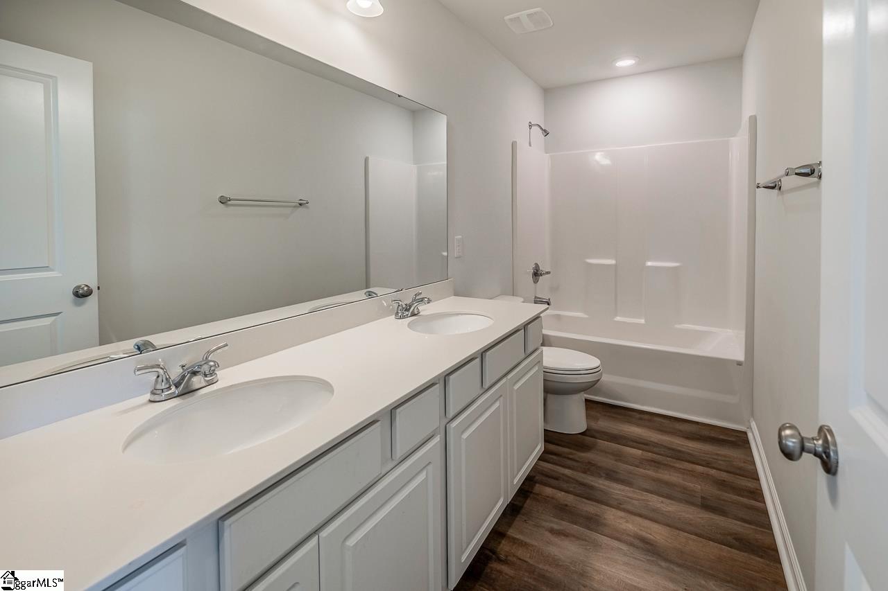 605 Whittier Street Property Photo 31