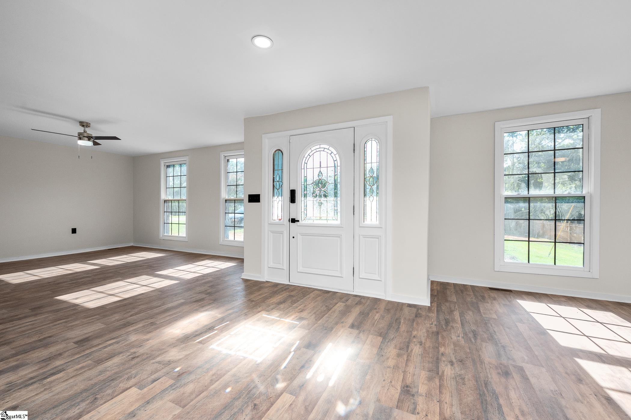 141 Agnes Drive Property Photo 4