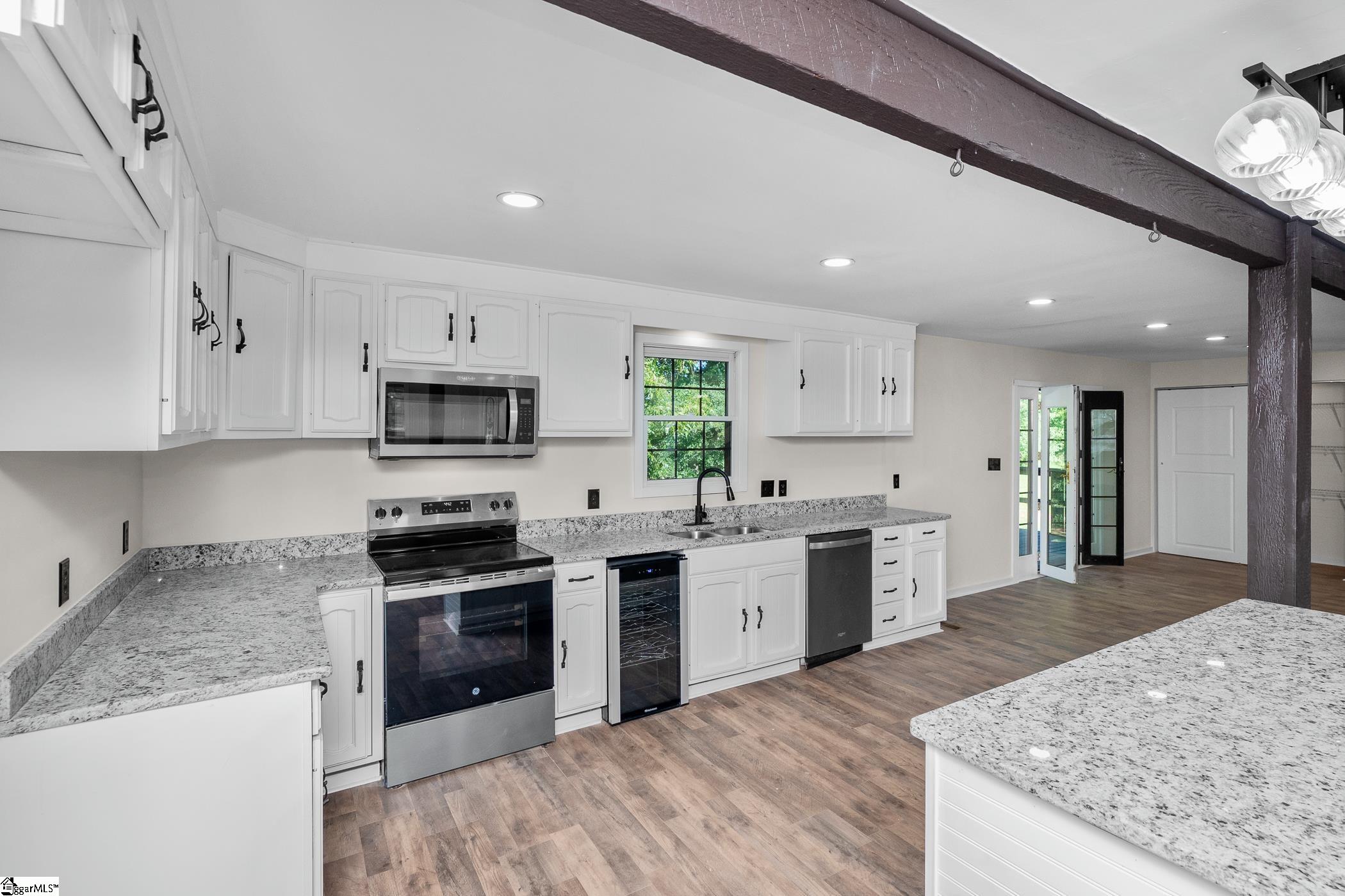 141 Agnes Drive Property Photo 12