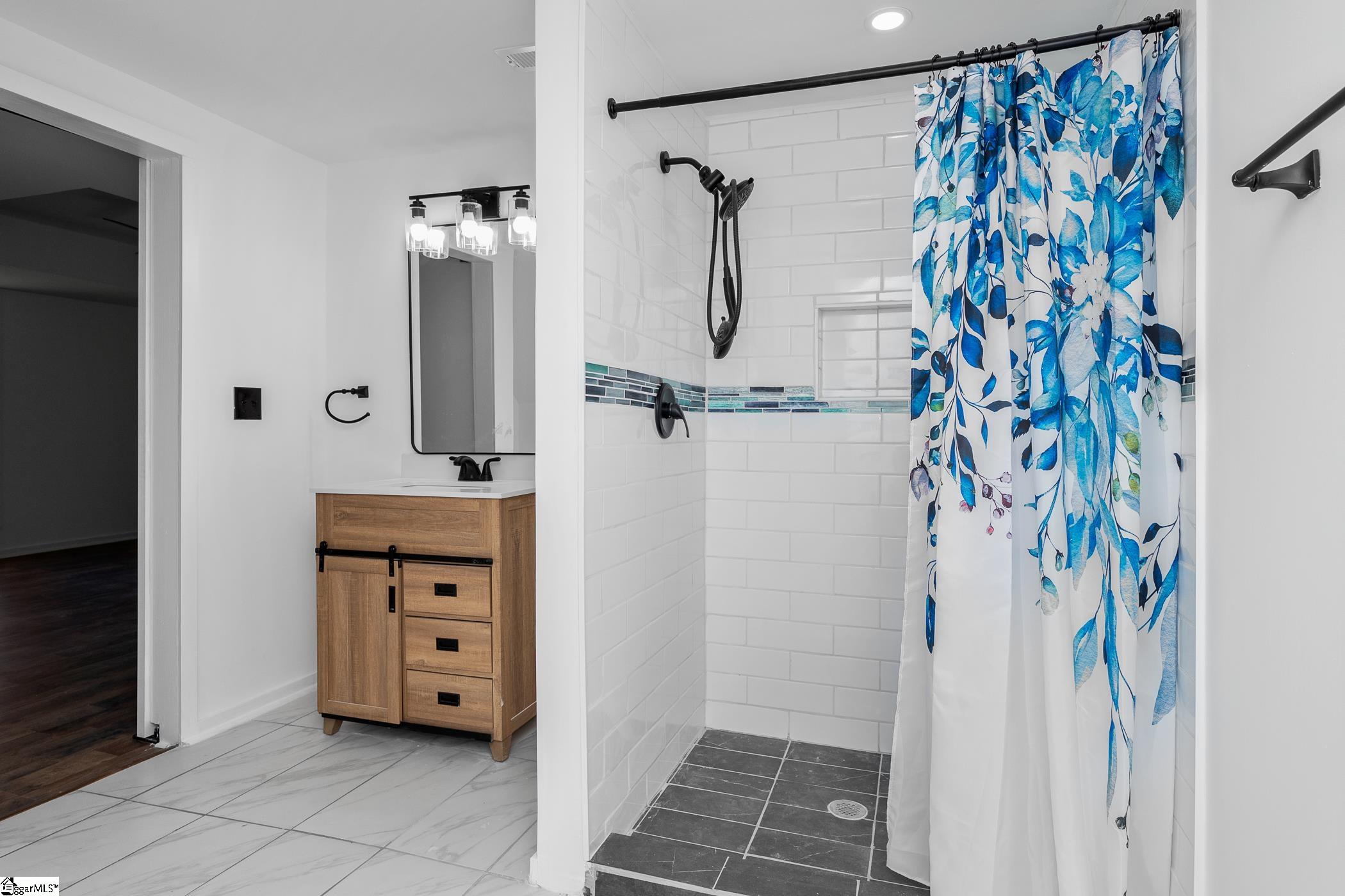 141 Agnes Drive Property Photo 39