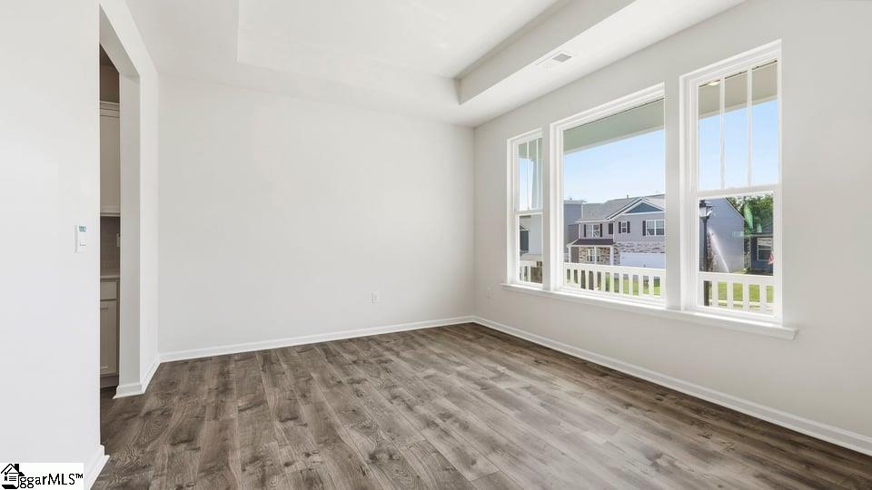 565 Landseer Drive Property Photo 7