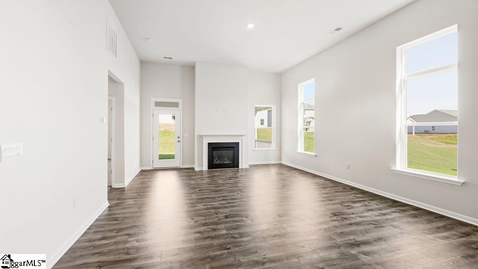 565 Landseer Drive Property Photo 9