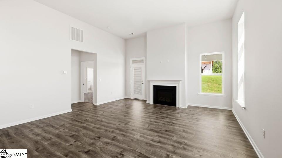 565 Landseer Drive Property Photo 10