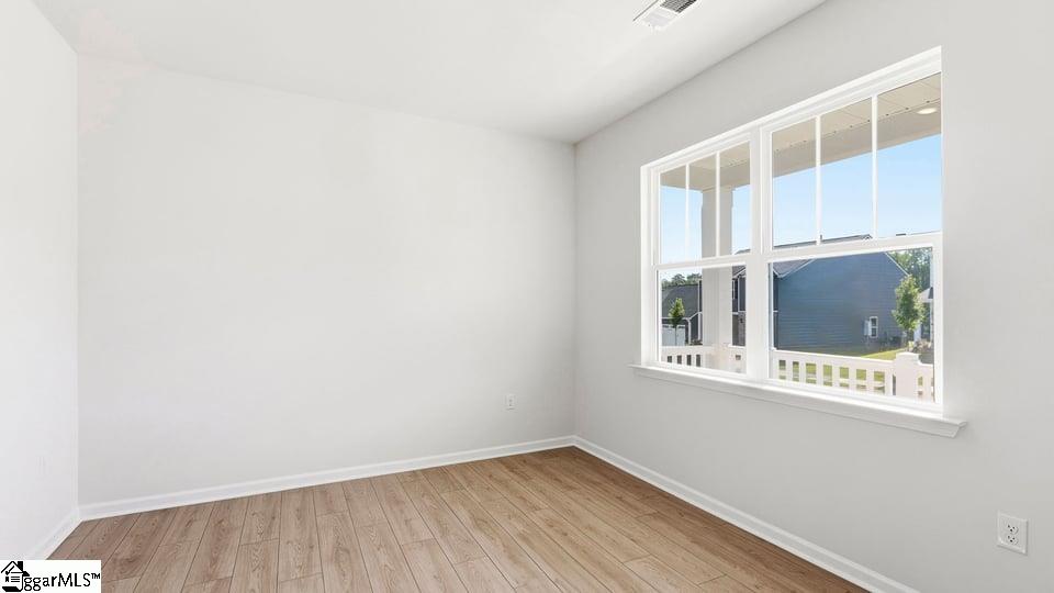 569 Landseer Drive Property Photo 8