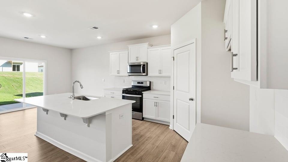 569 Landseer Drive Property Photo 12
