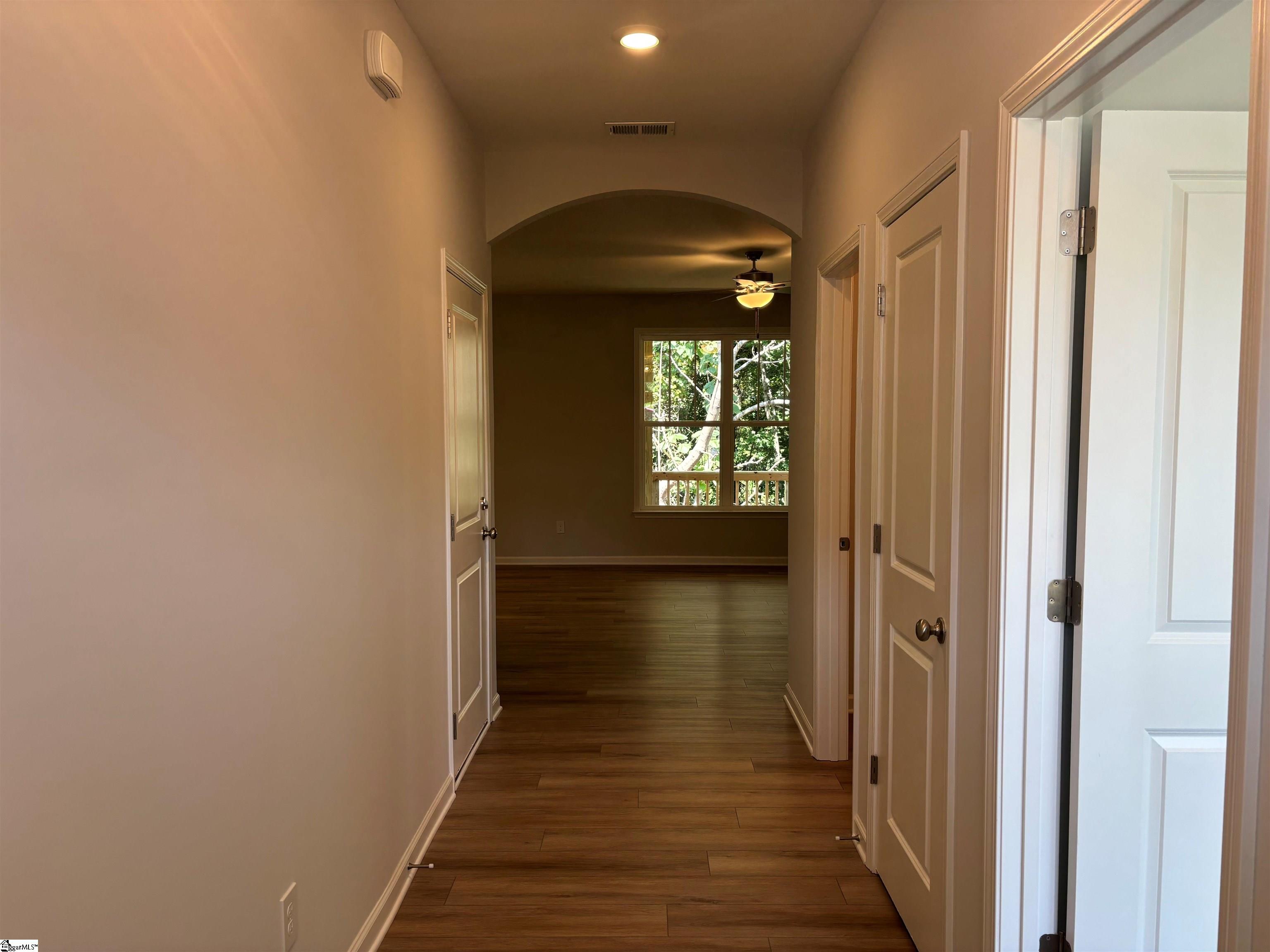 213 Juniper Leaf Way Property Photo 3