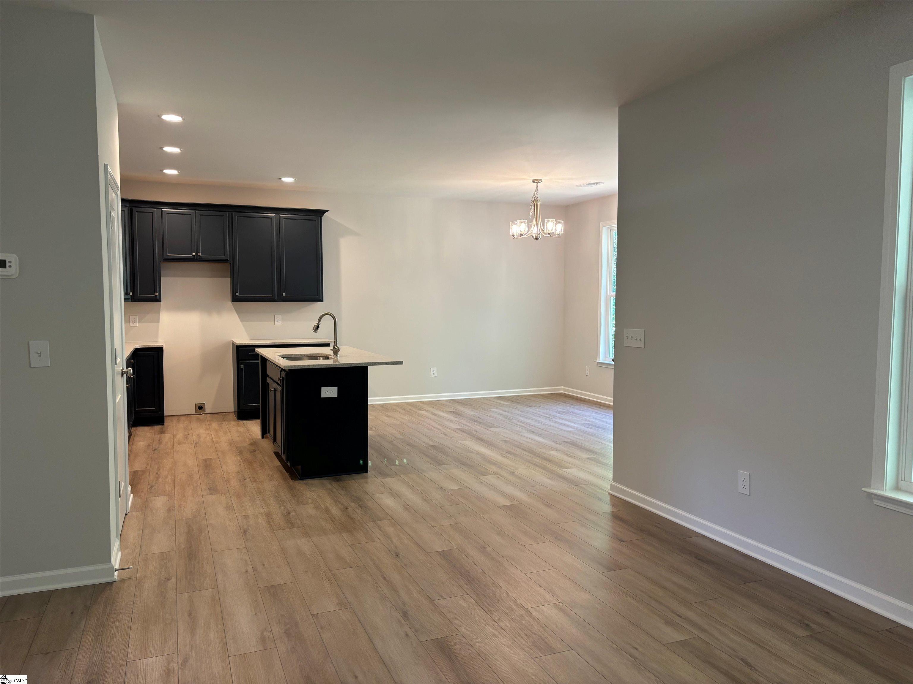 213 Juniper Leaf Way Property Photo 4