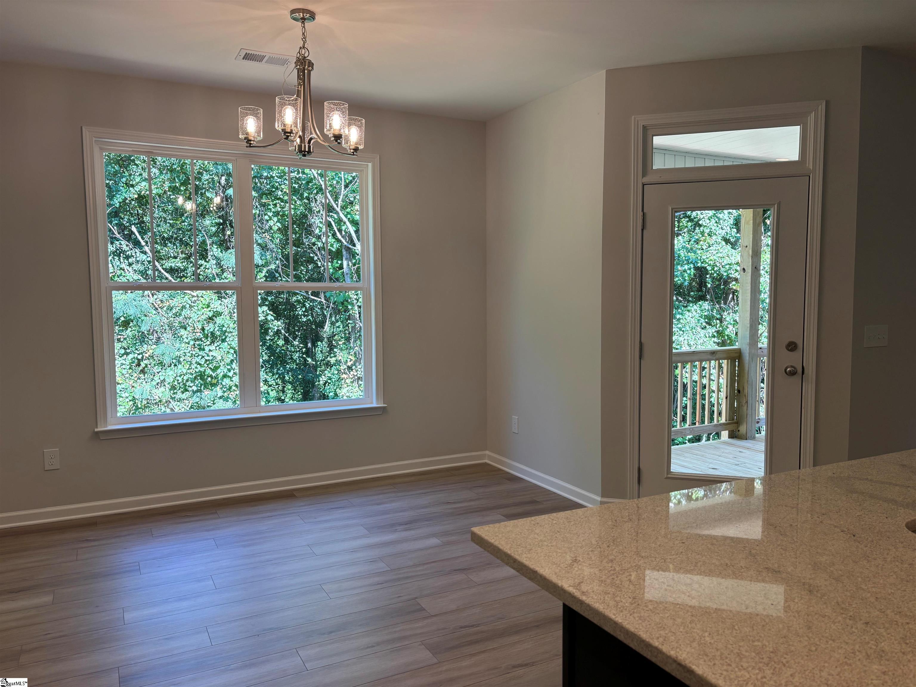 213 Juniper Leaf Way Property Photo 7