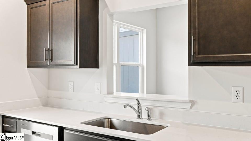 3457 Hunters Brook Drive Property Photo 13