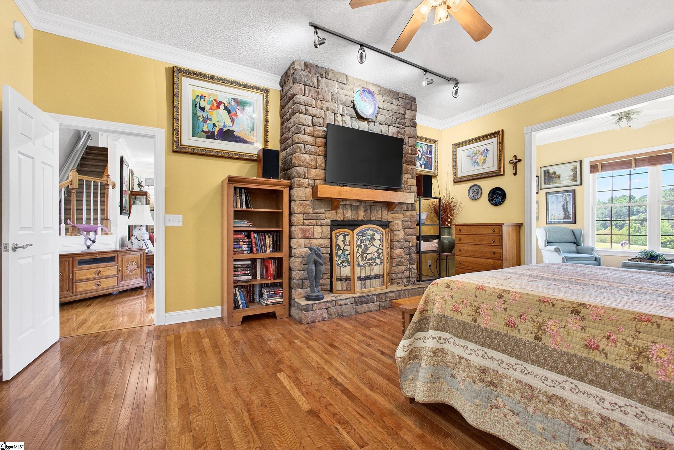 24 Laurelcrest Lane Property Photo 12