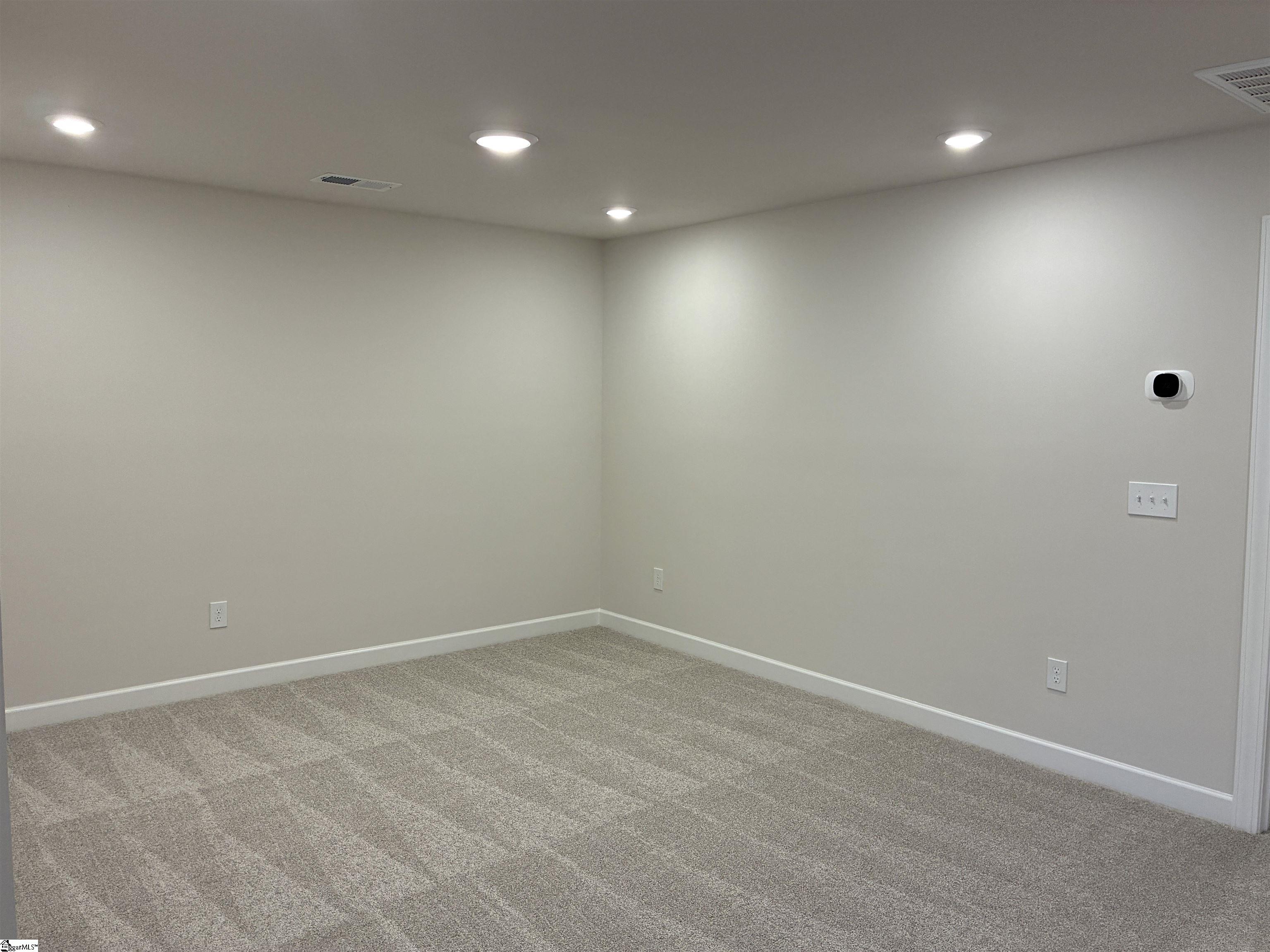 248 Taylor Woods Court Property Photo 8