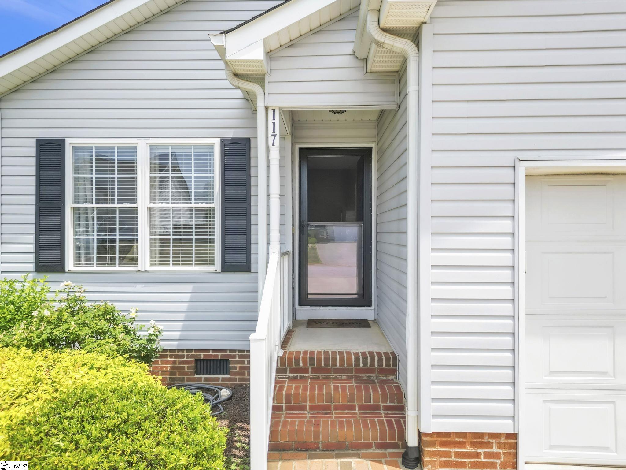 117 Waterford Way Property Photo 4