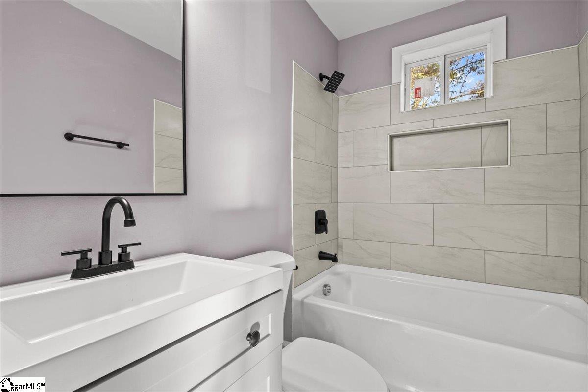 20 Milton Drive Property Photo 18
