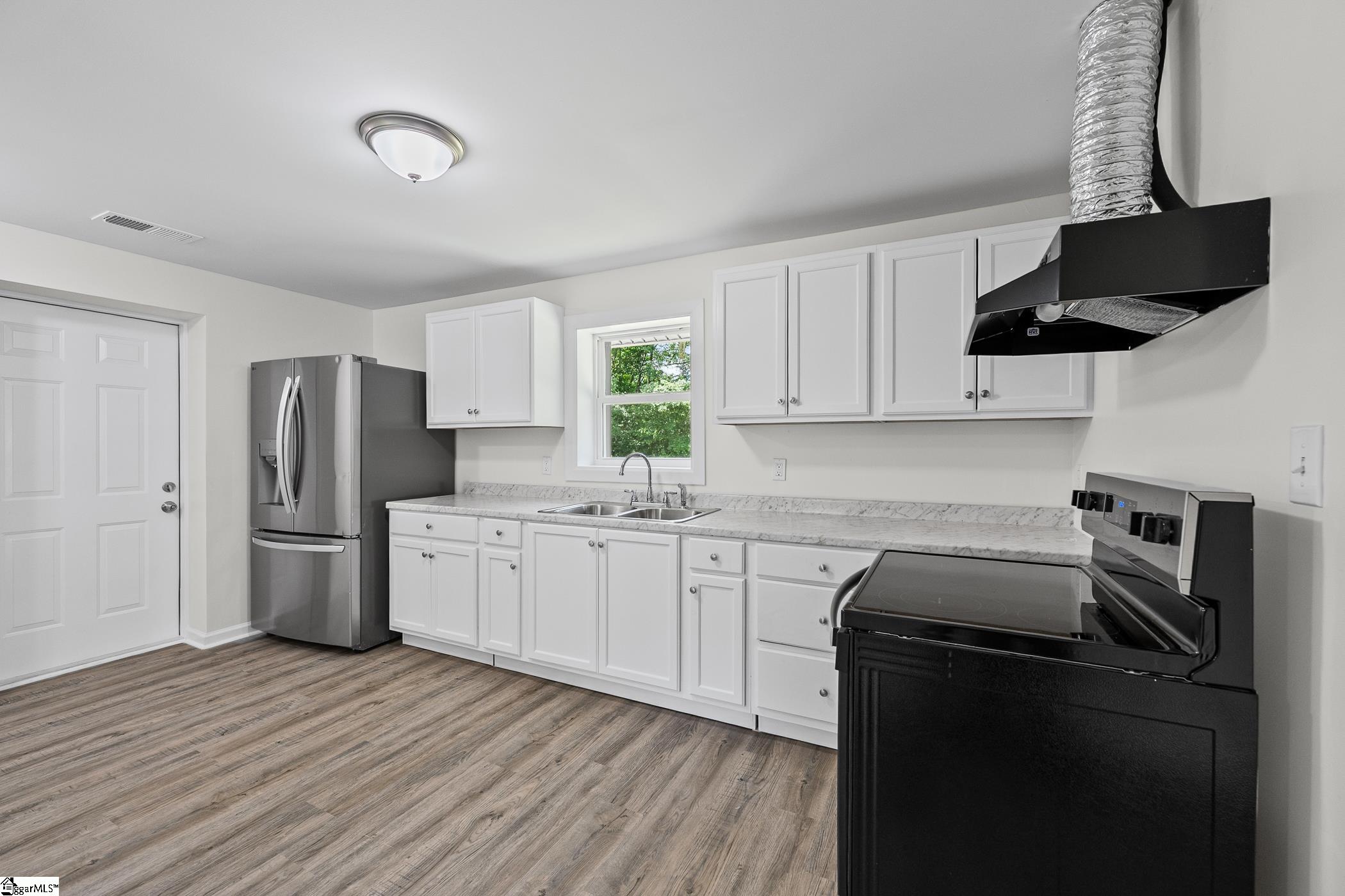 141 Edge Street Property Photo 5