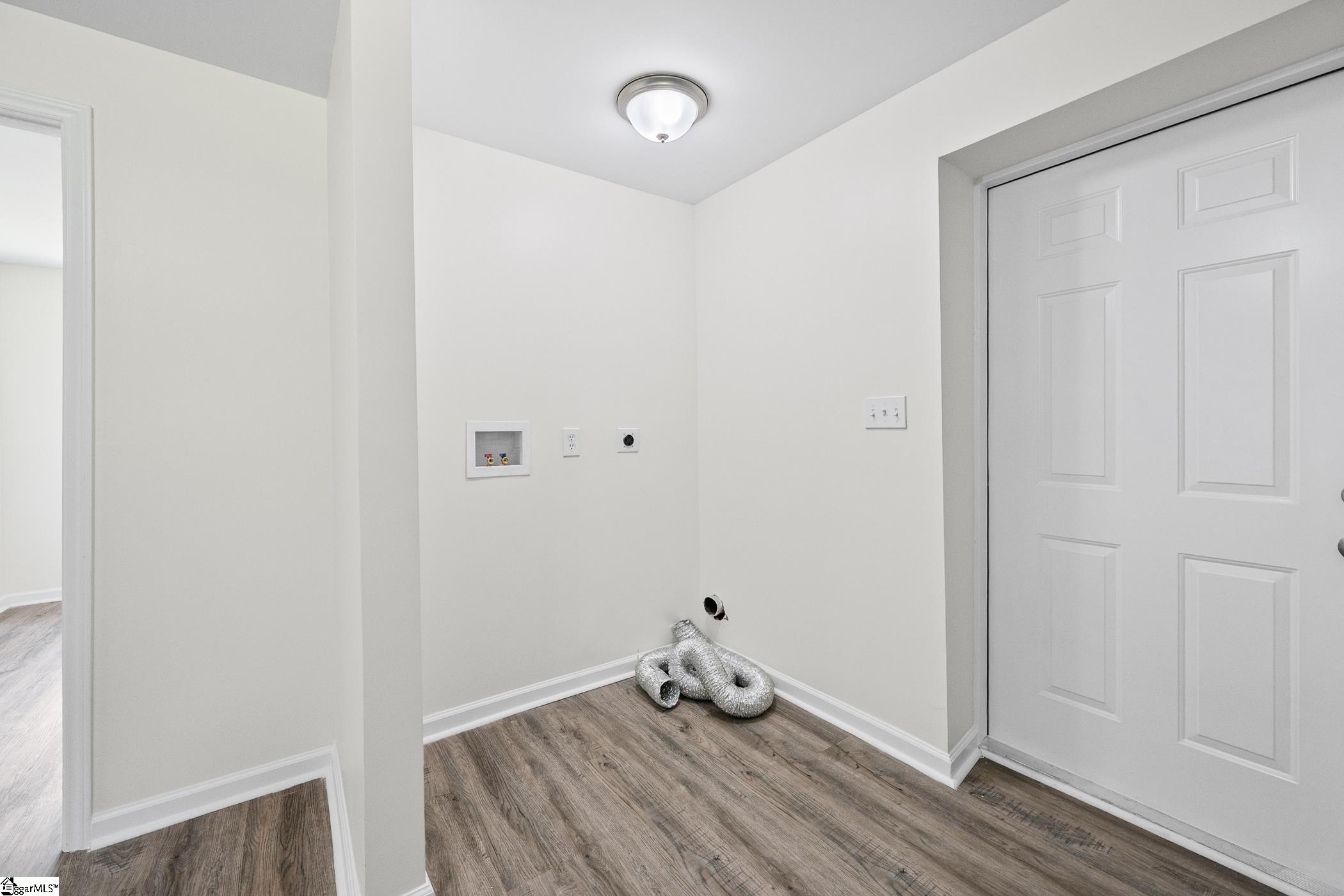 141 Edge Street Property Photo 16